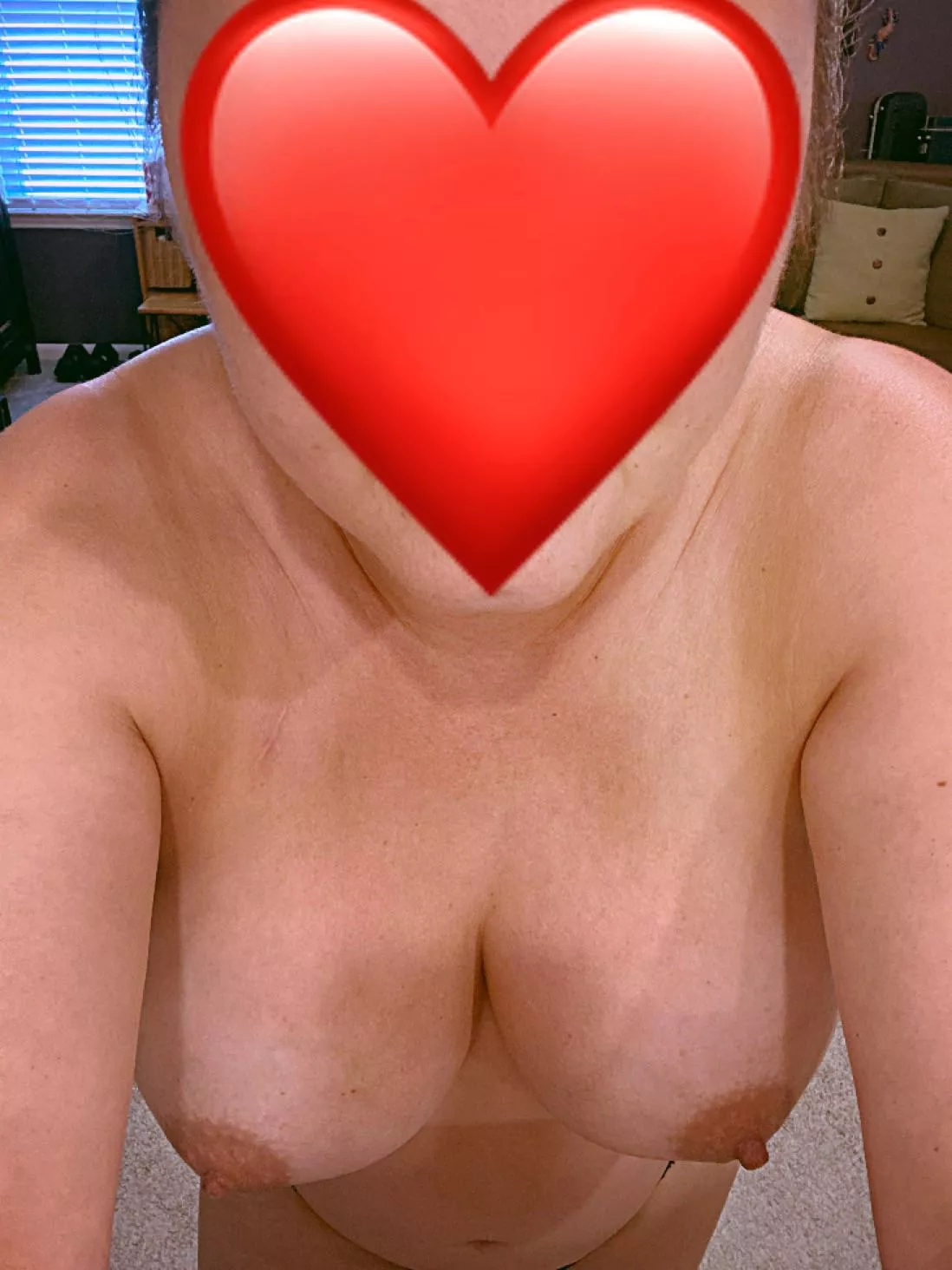 Happy Titty Tuesday 😉 [image] posted by bigtitsslutwife