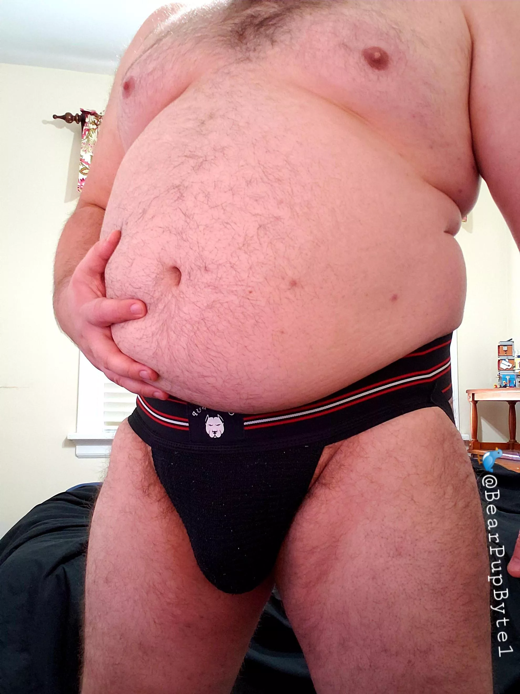 Happy TummyTuesday 😘🐻 posted by BearPupByte