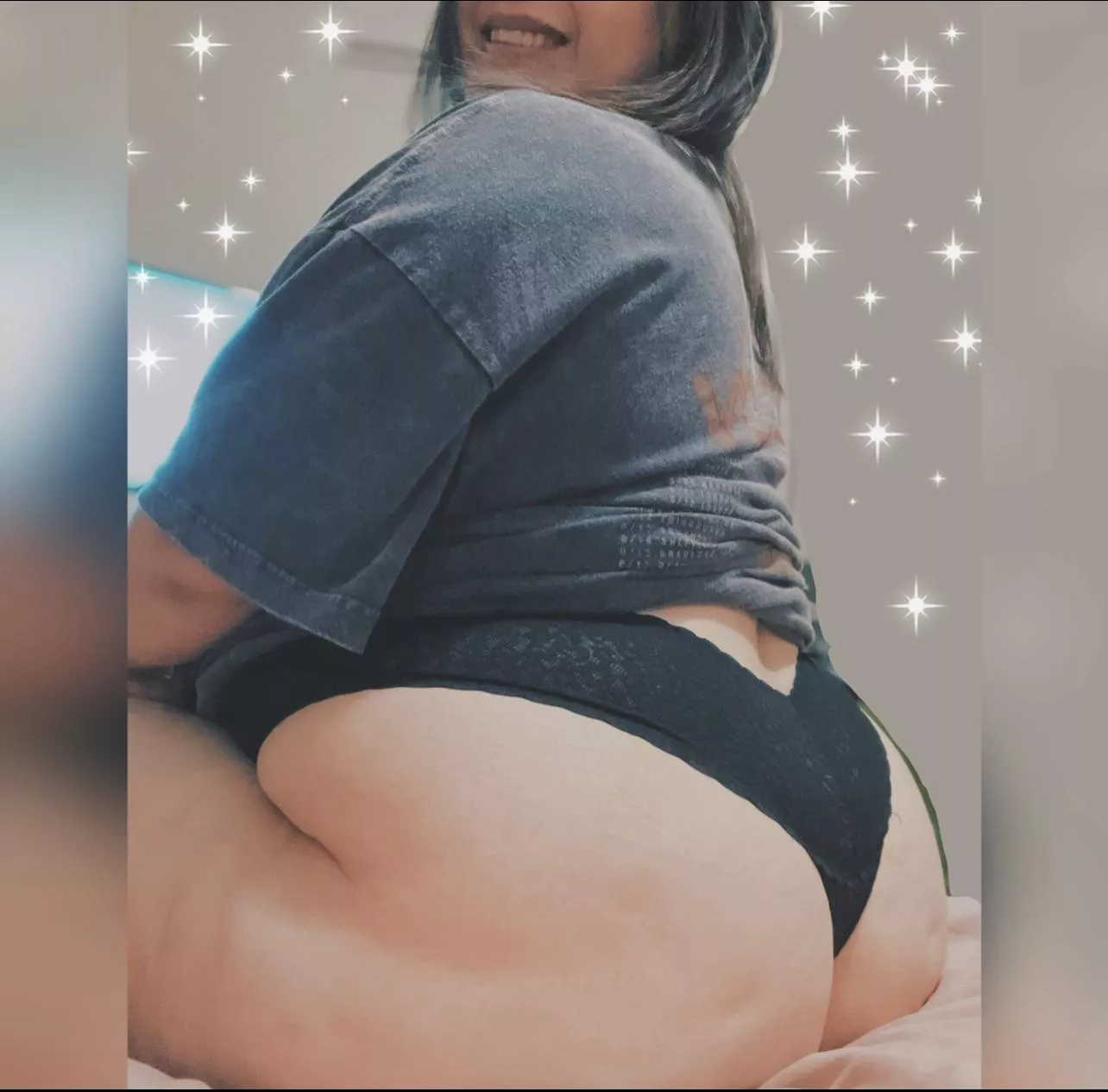 Have a big ass and a big smile waiting for you ðŸ˜˜ posted by Hopeful_Froyo_7380