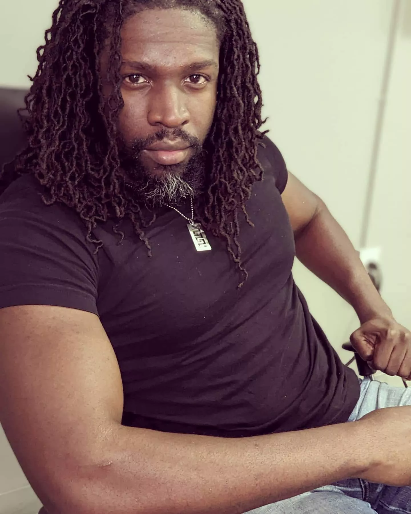 Have a great day bros! Celebrating 6 years of growing my locs this week! posted by LyncolnMD