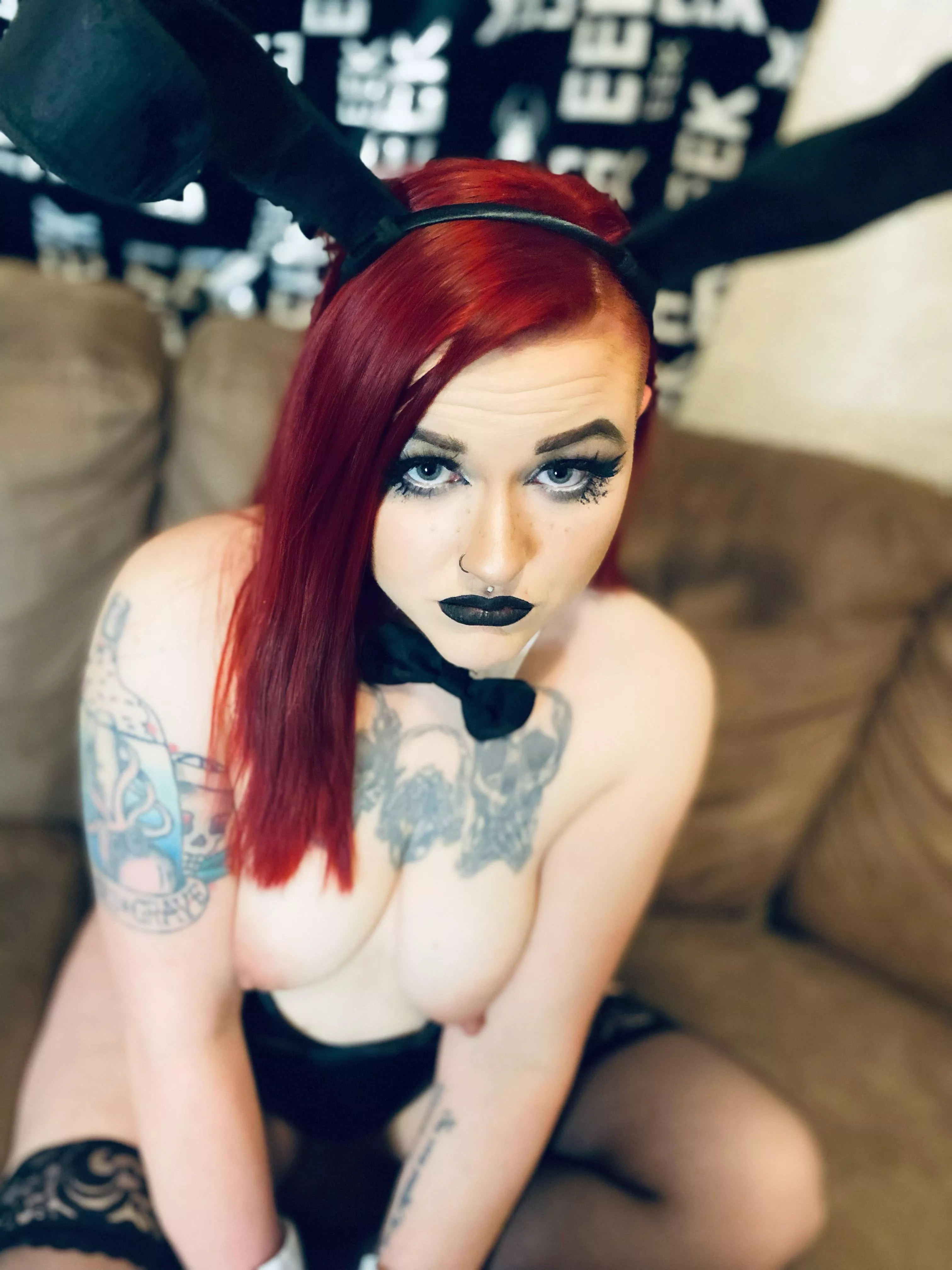 Have I been a good bunni? 🐰 🖤 posted by BunniWitch666