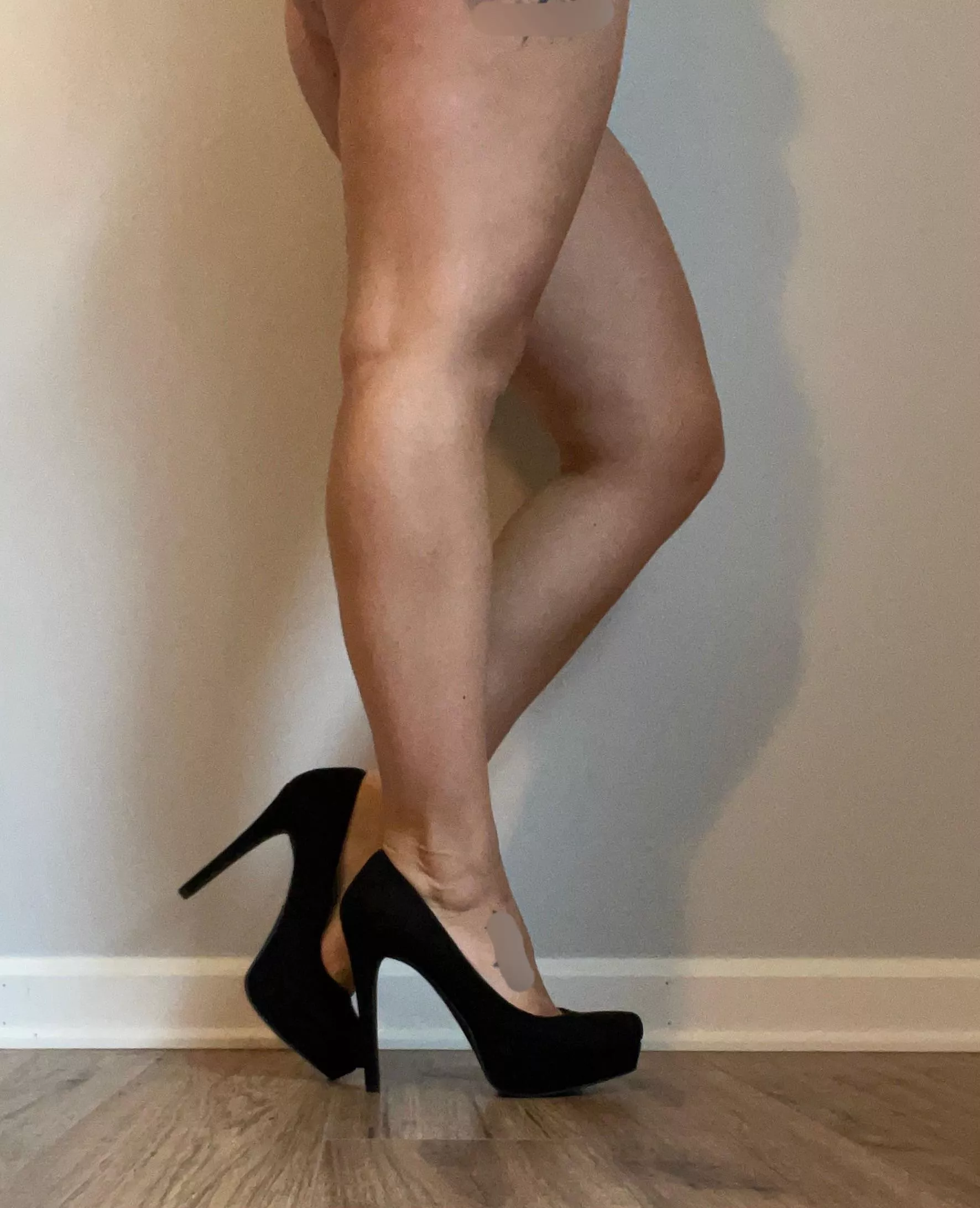 Heels stay on or come off? posted by SexyBri69x