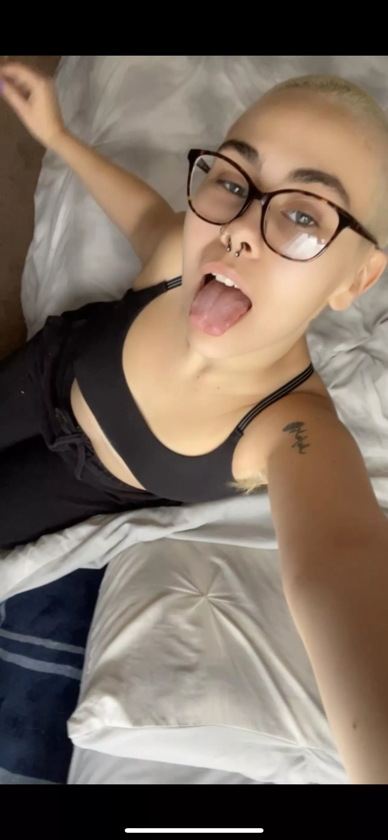 hehe I’m open wide posted by blazedbabe4200