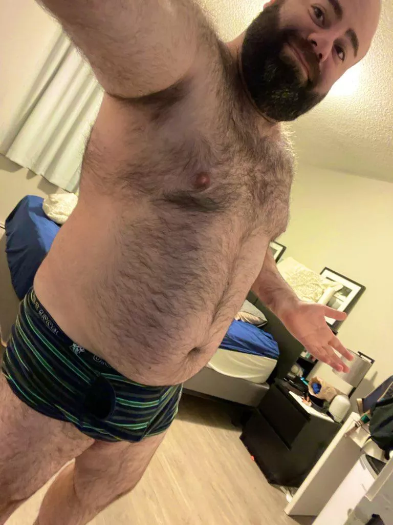 Hello 🐻 posted by canadianbearxxx