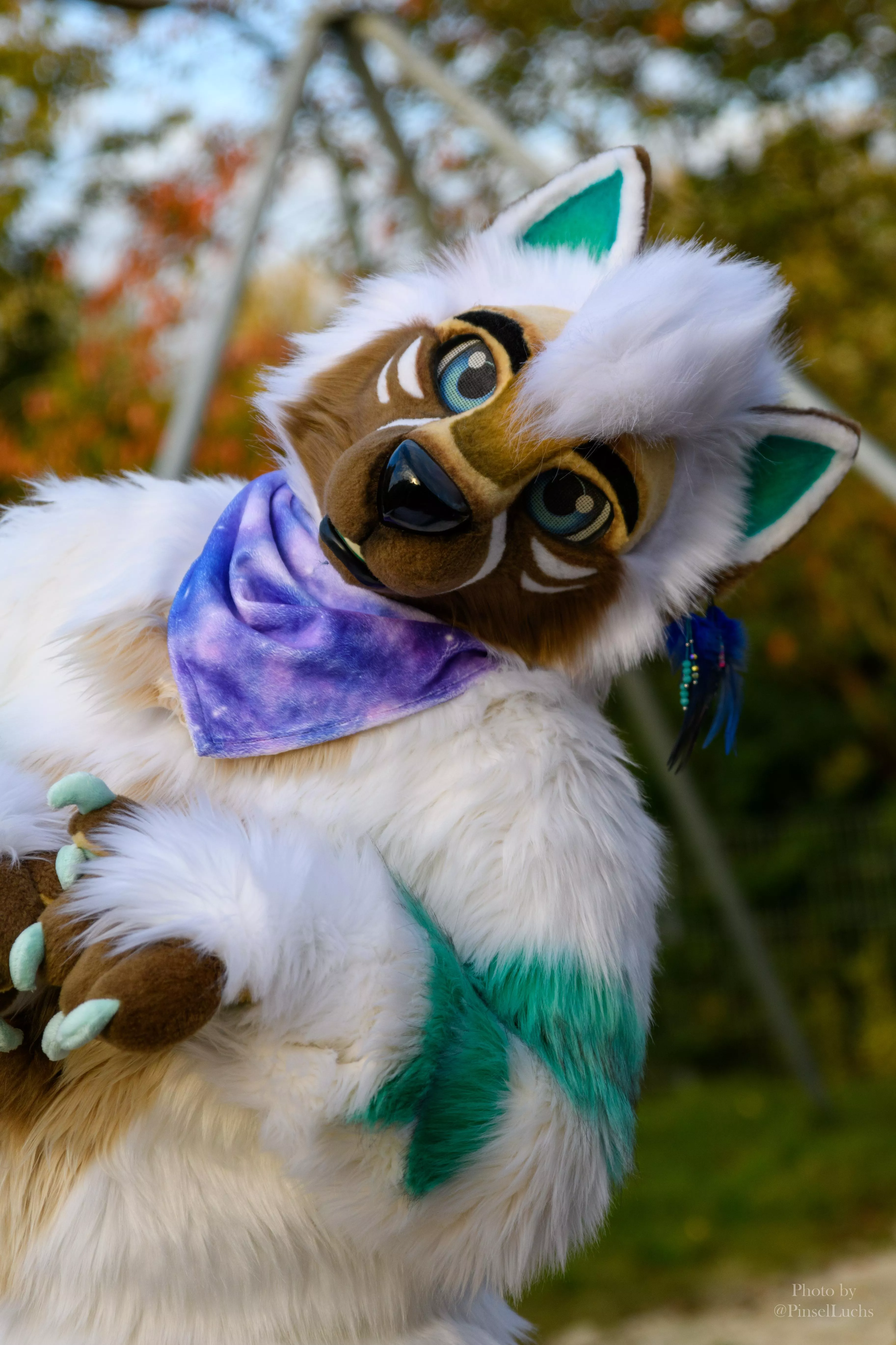 Hello 👀 Hope you are having a great Thursday! 📷 PinselLuchs // ✂️ SuitArted posted by xakifox