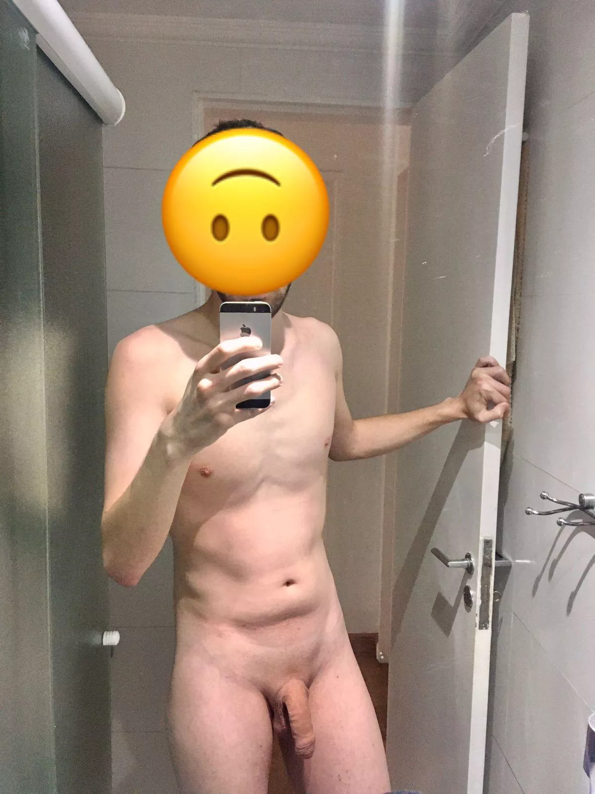 Hello there!ðŸ‘‹ðŸ» Hope you have a great week! [m]23yrs, 165lbs, 187cm posted by MrShyFellow