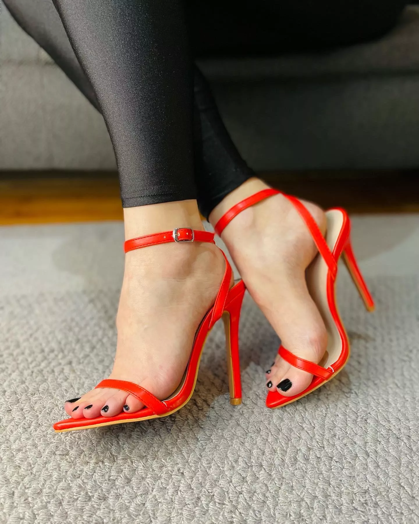 Here’s a bit of red temptation for you ❤️ posted by Holly_in_heels