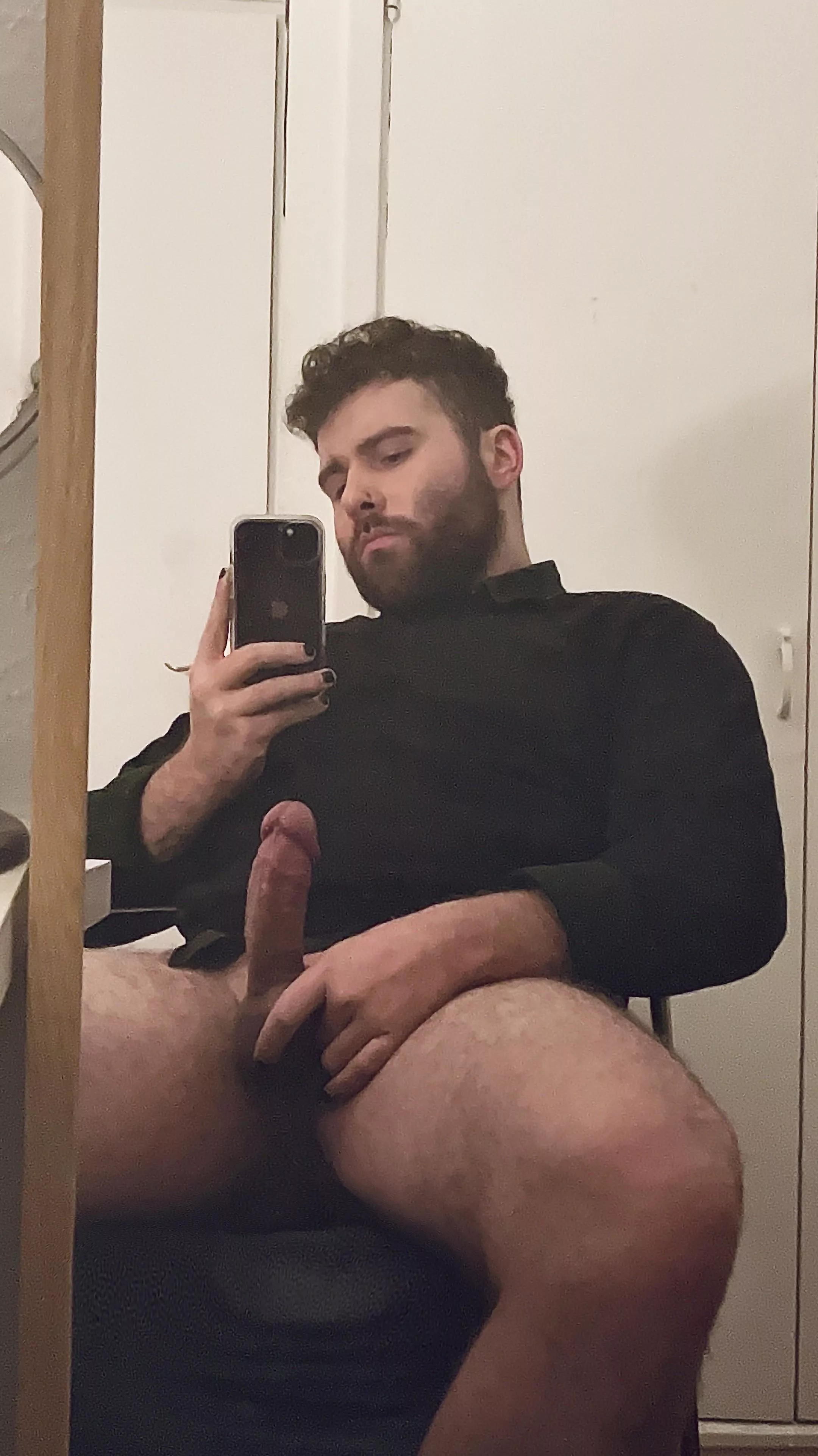 hey friends ! this is how I ended my workday posted by xgayastronautx