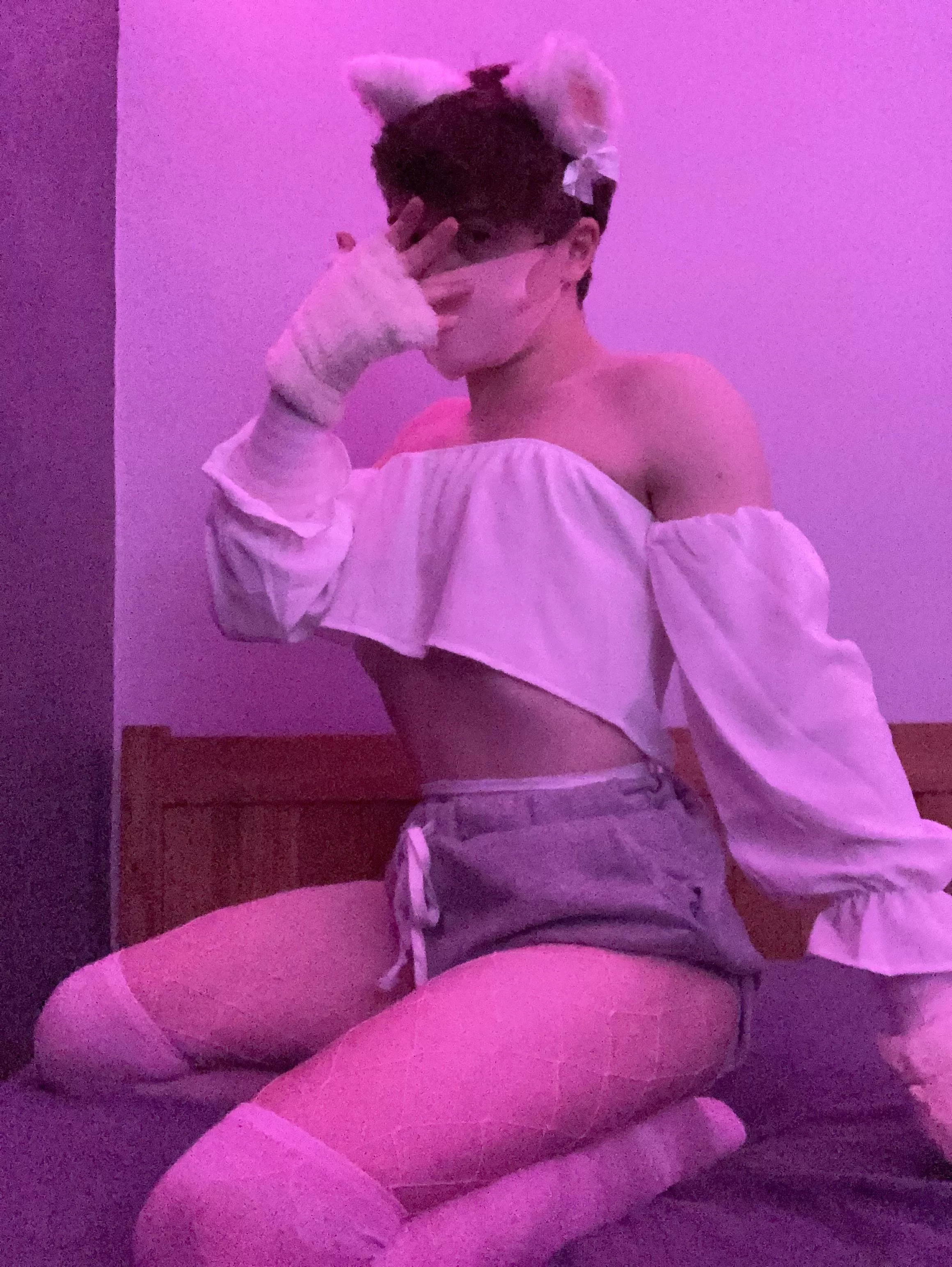 Hey! I’m new to reddit from instagram so have this >.< posted by Tom_Femboy