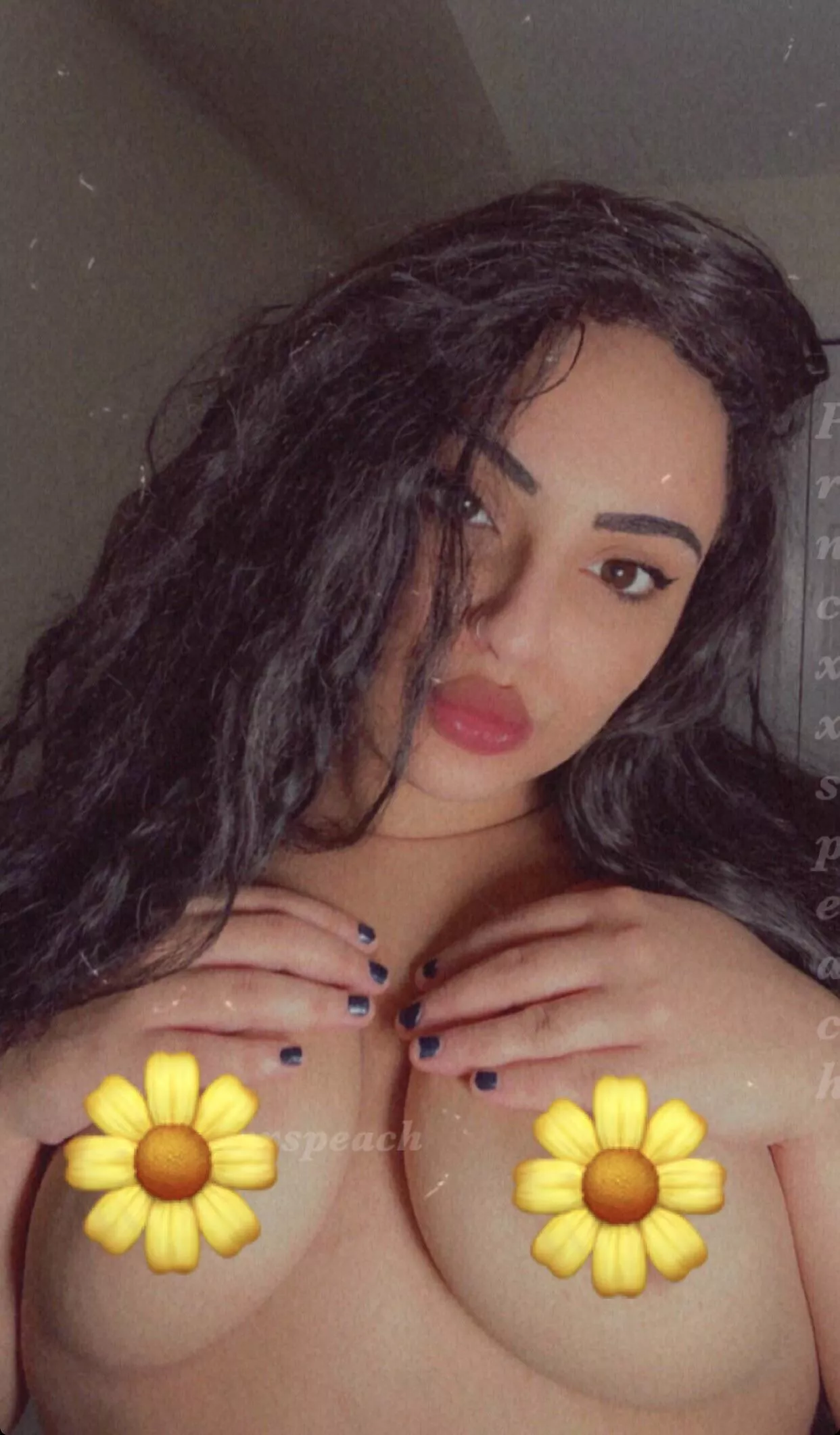 Hey loves 😈 Subscribe and access, 24/7 Chatting✨Custom content ✨over 100 uncensored Posts✨JOIS✨Dick rates✨ kink and fetish friendly ☺️ link below👇🏽 posted by Princxxspeach