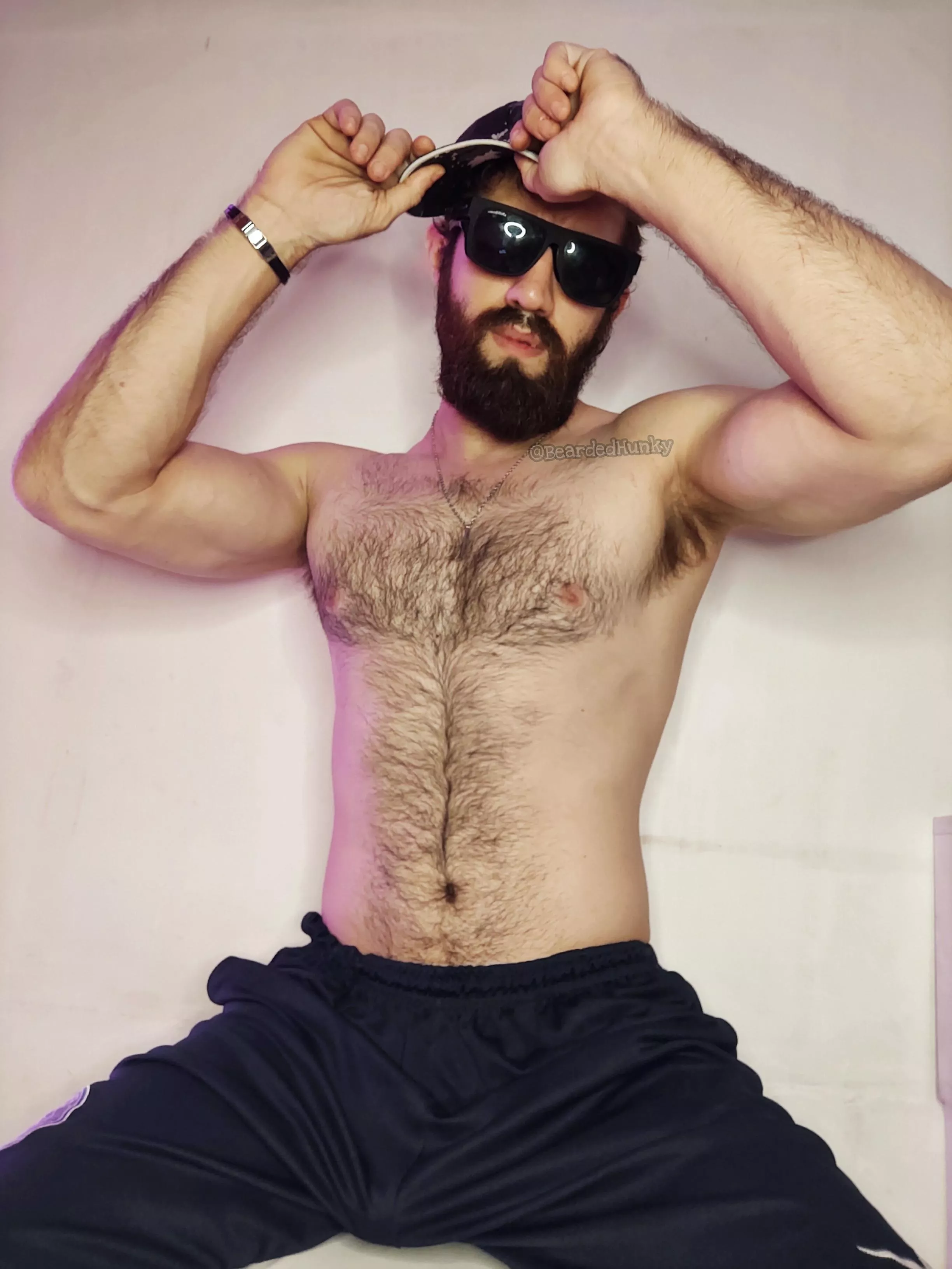 Hey there, how about this armpits? Good enough for you? posted by Bearded_Hunky