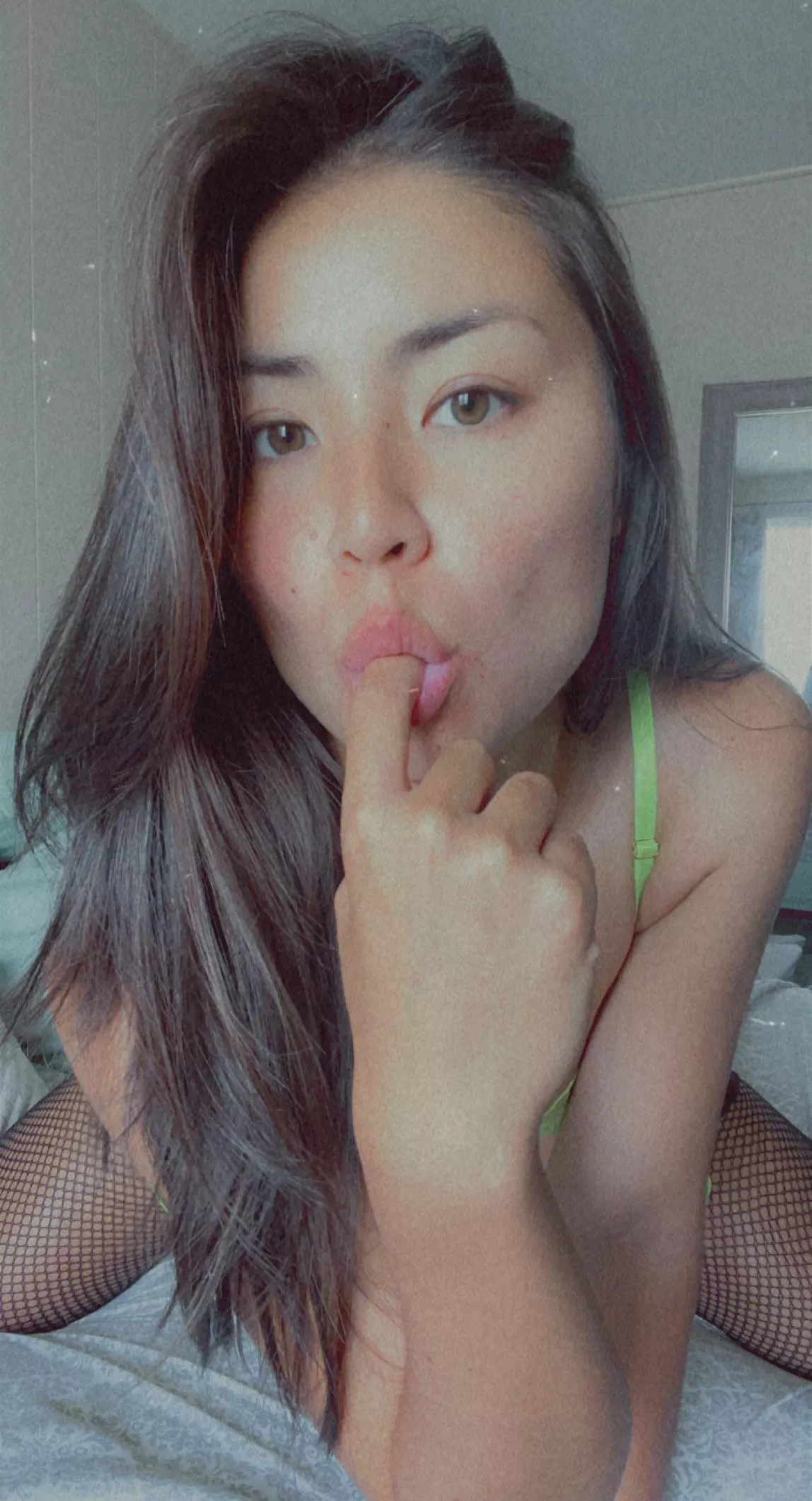 heyyyy stranger 🤍 [26F] posted by ms_mira