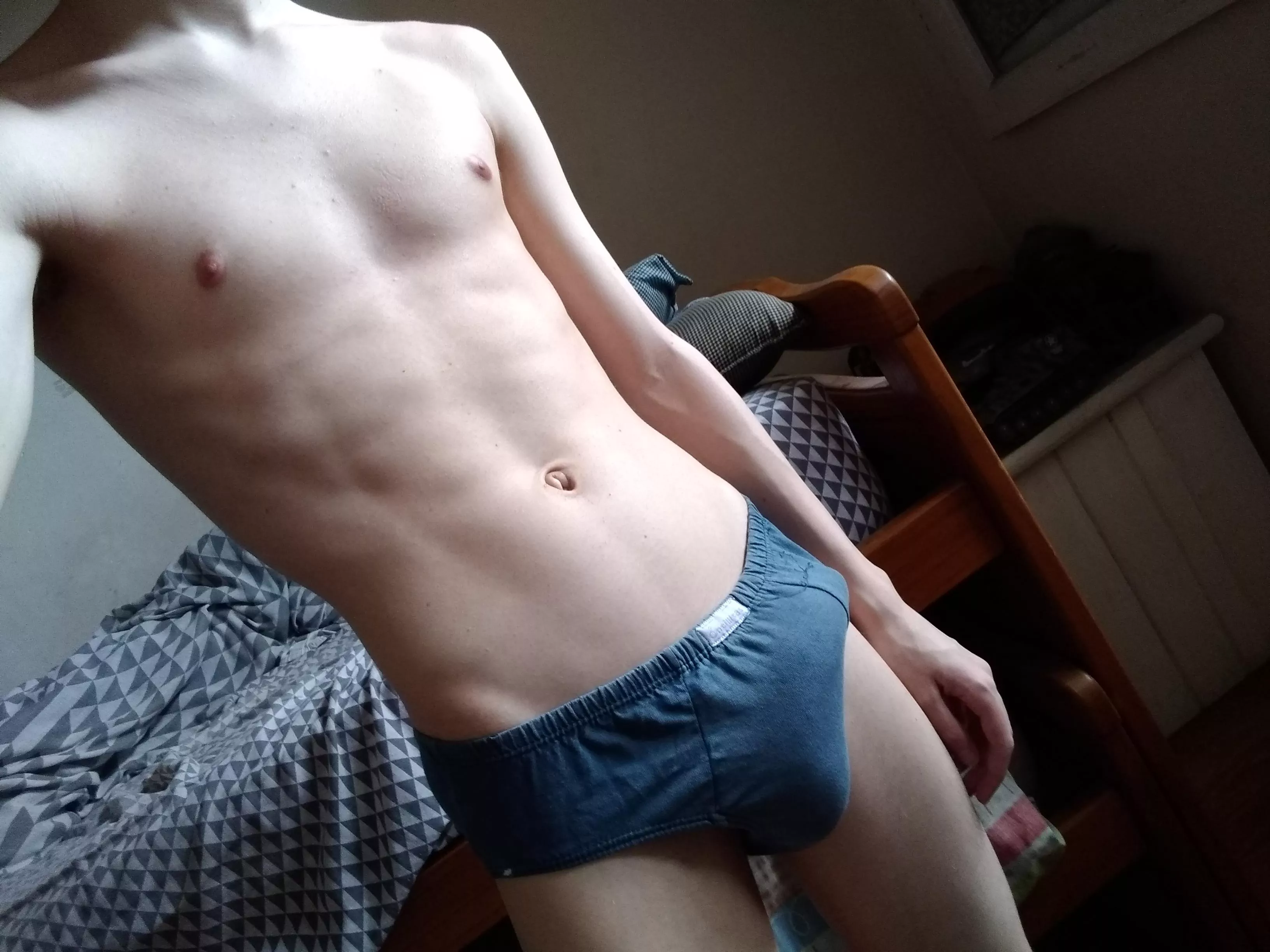 hi (18) posted by -gay_