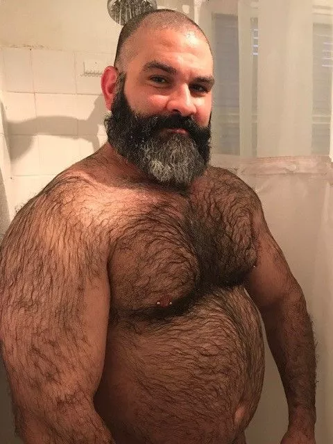 Hi👋 posted by gaybearmen