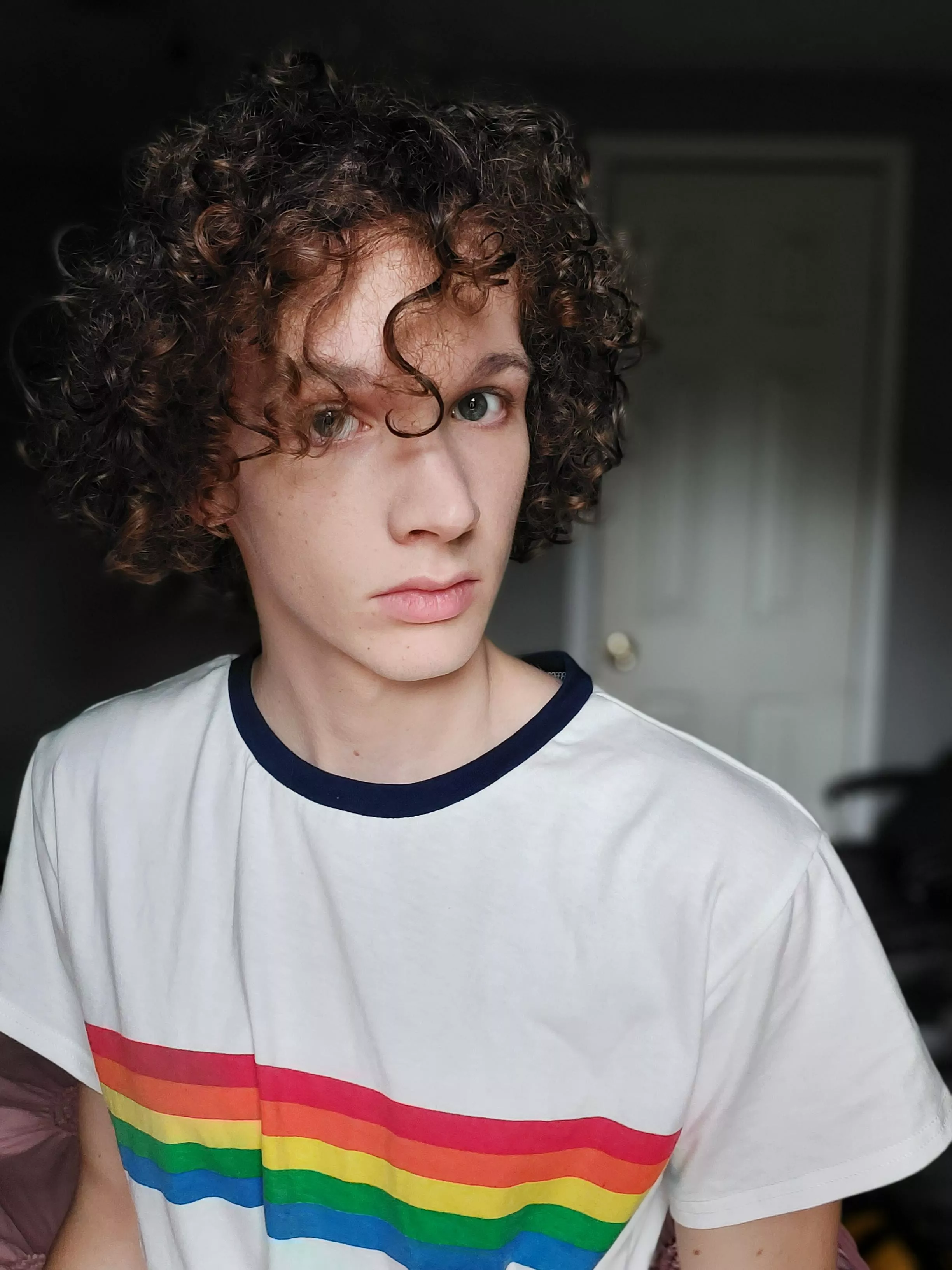 Hi! First post, gotta say I love the natural lighting in this posted by CurlyShaggy