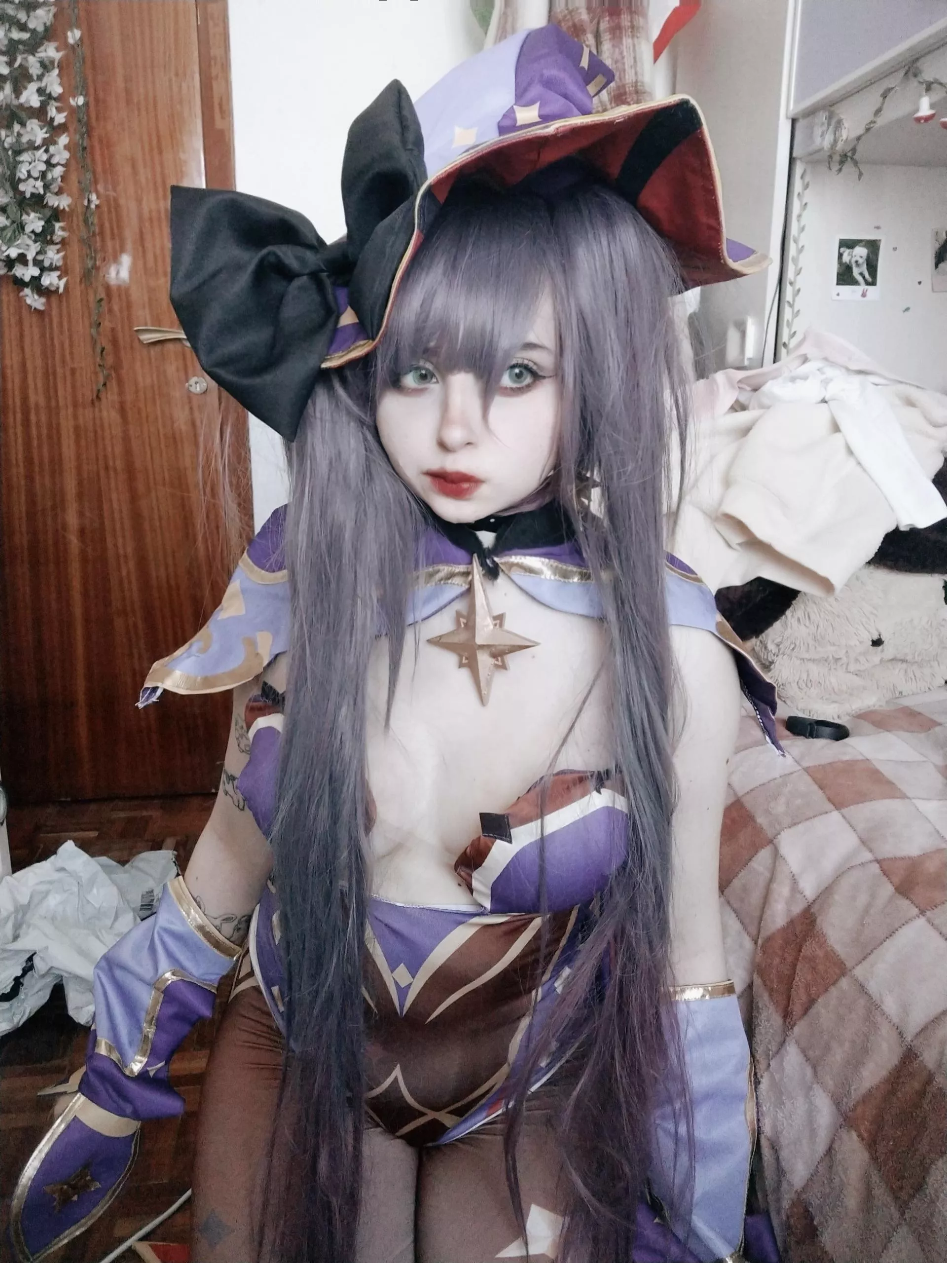 hi here's my mona cosplay from genshin impact, ig @w.afflee posted by mushiipip