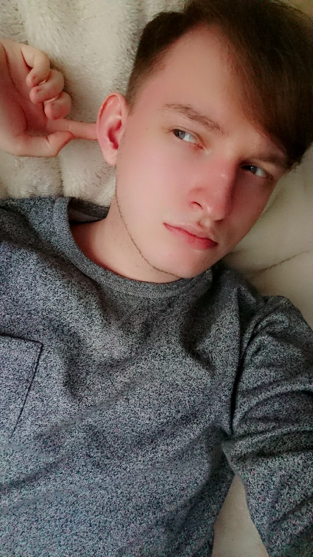 Hi! I am looking for a fellow dead by daylight players to play with. I am still a newbie 'cause I have only 162 hours in this game so please be nice to me 🙈 Only love and positivity here! (Fellow polish gaymers to the front) Feel free to DM me ✌ posted by Taecchin