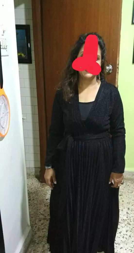 Hi sir, Make your friends/ex jealous by texting them you fucked a milf - my mom a respected married Indian lady 44 years old Send me screenshot of her reaction and I'll help you build a detailed story around it to make it believable. I'll include all y posted by shahpallav