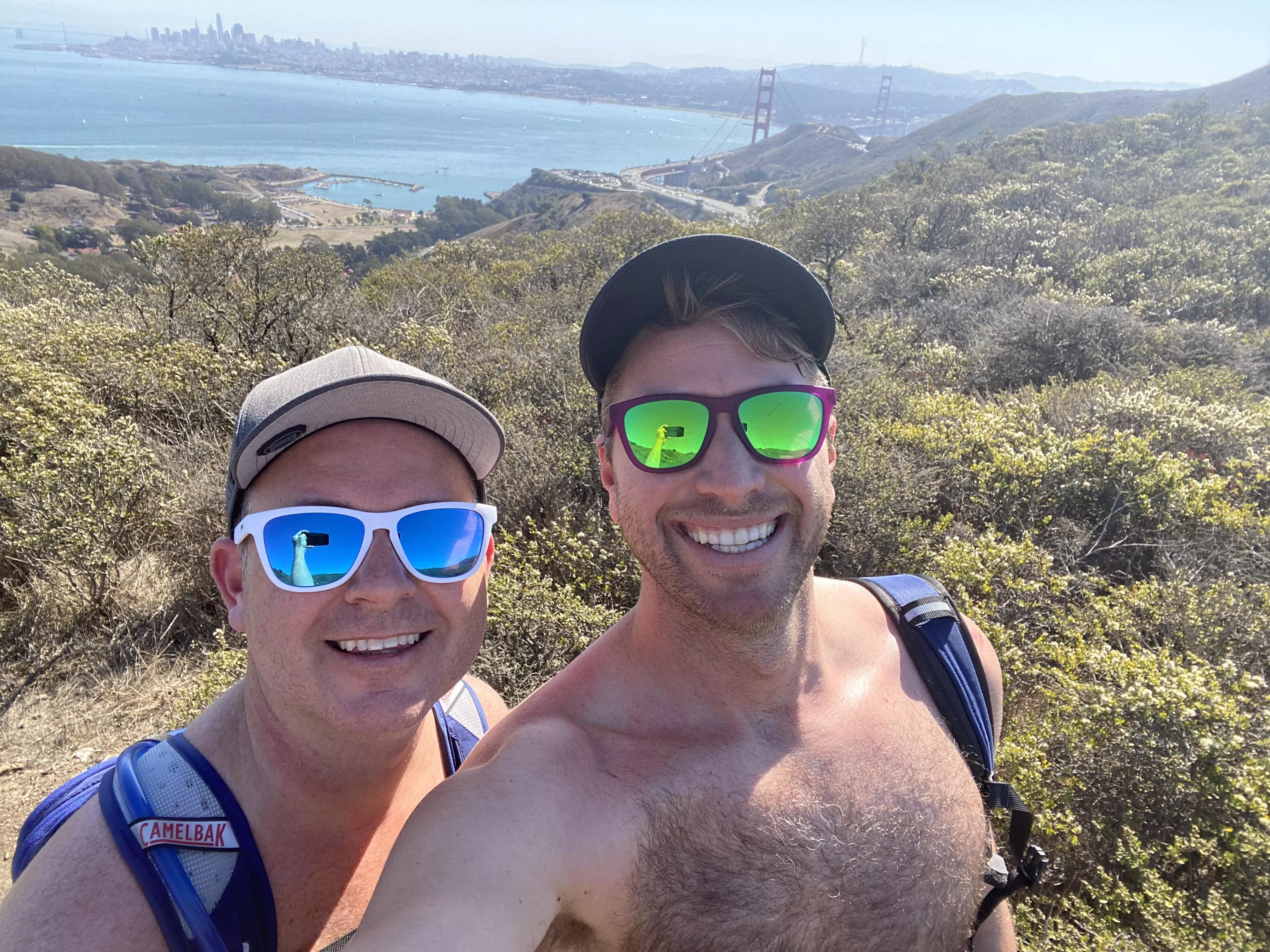 Hiking with the hubby around the Golden gate 😍. Not ready for winter! posted by oakvet85