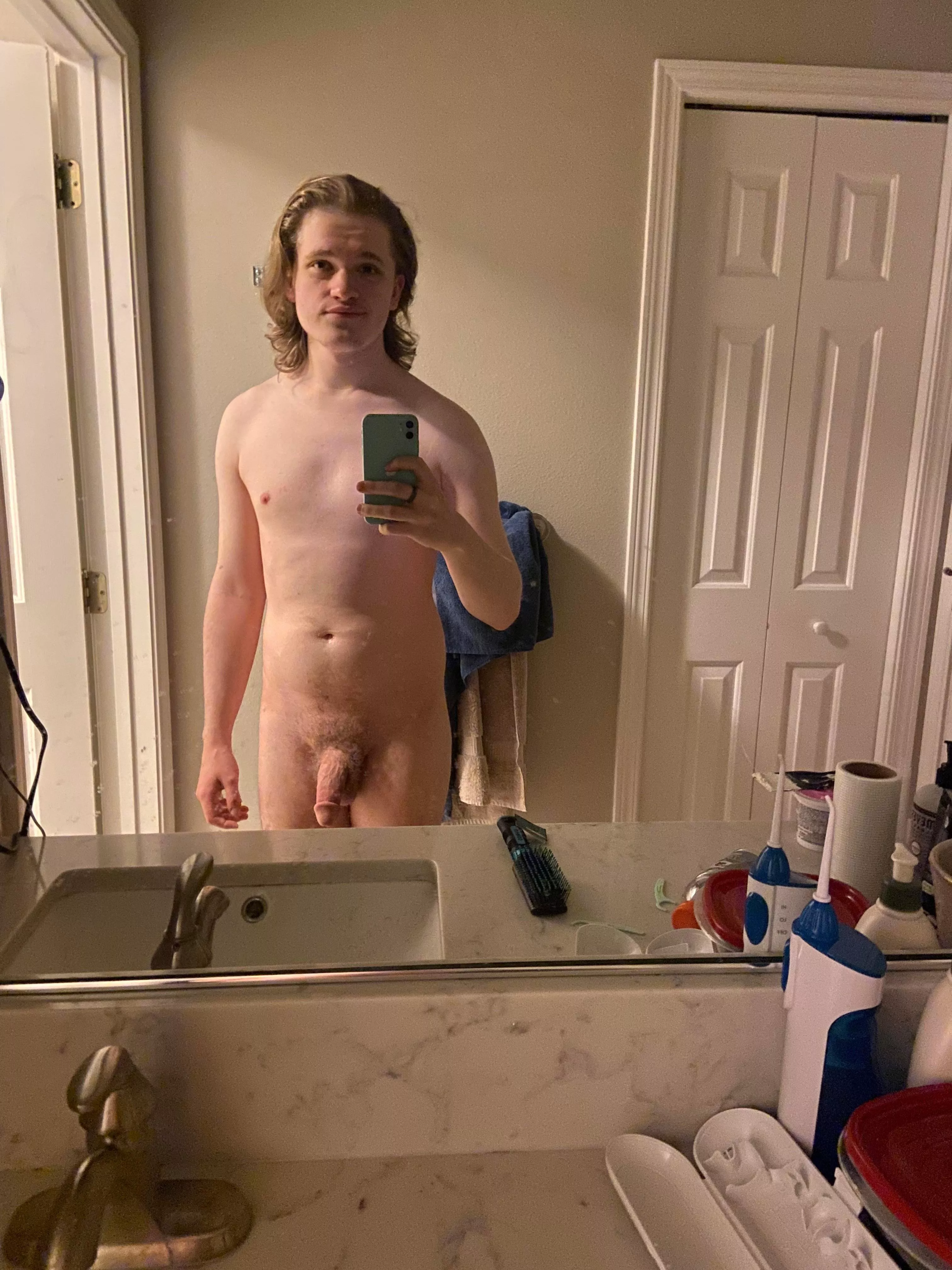 Hmu if you have big tits posted by ReletivityFair