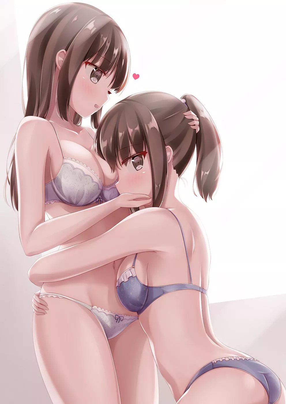 Holding each other (かまかま)[Original] posted by mesuyuki