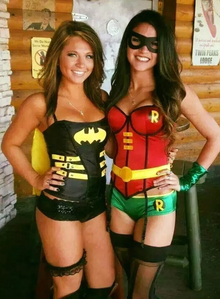 Holy Gotham babes posted by Chaturbater1