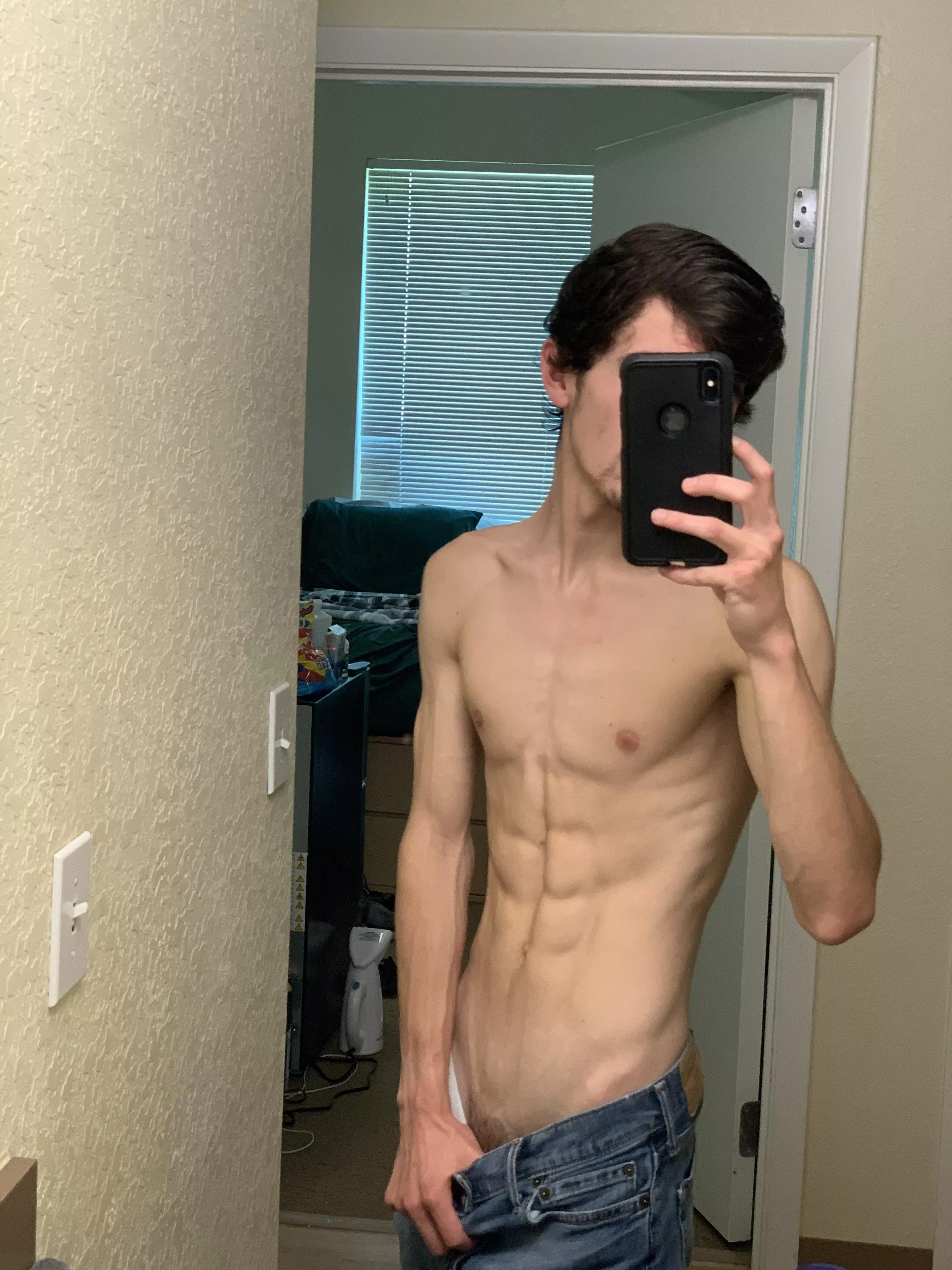 Hope Reddit enjoys my lean body ;) posted by kylethundercheeks