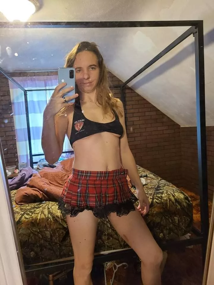 Hope you can join me i will be going live 9pm CST see you there. https://chaturbate.com/b/bgreeno24/ posted by Ok-Aside4548