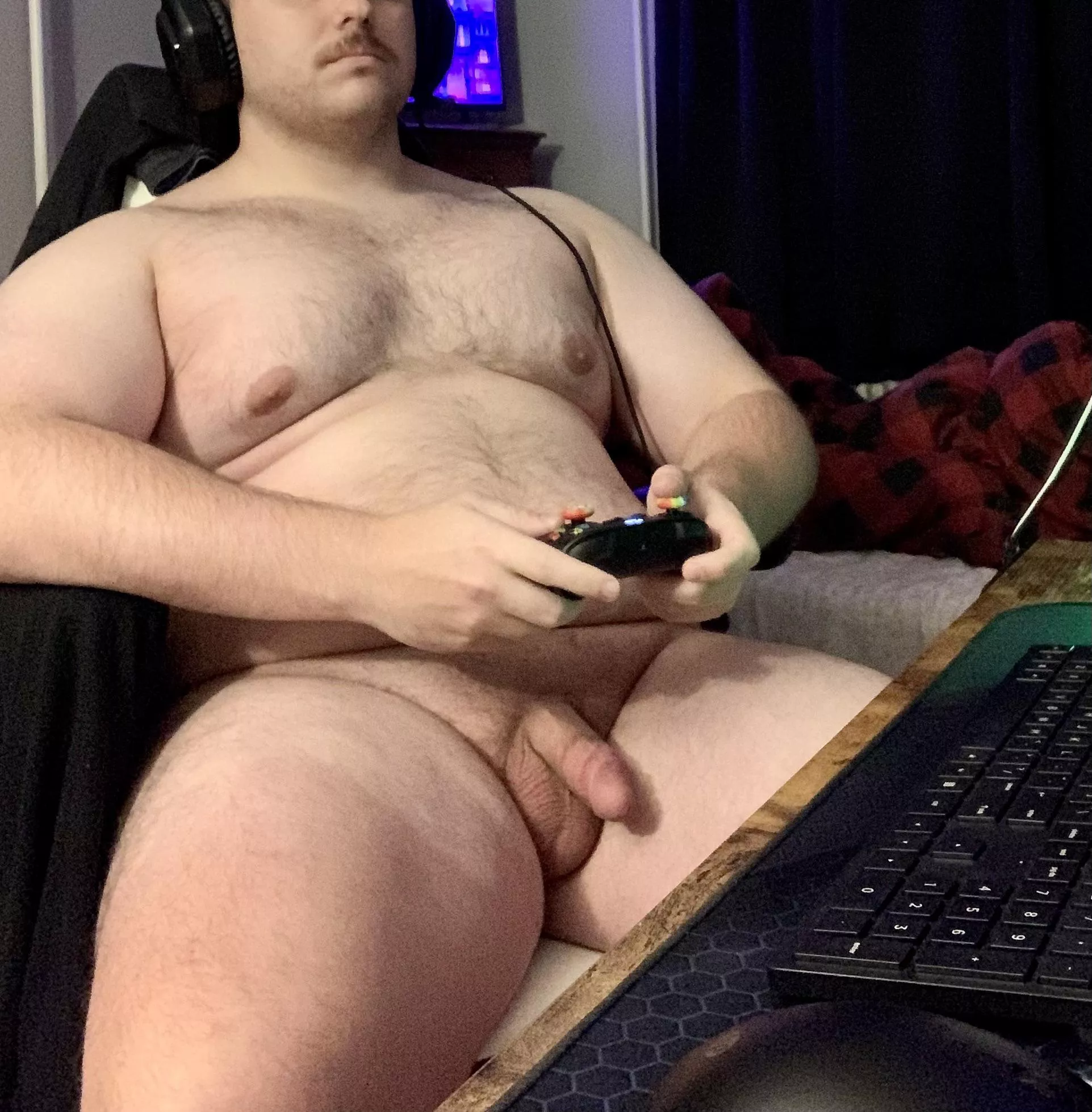 Hope you don’t mind a meaty gamer posted by benpapasquat68