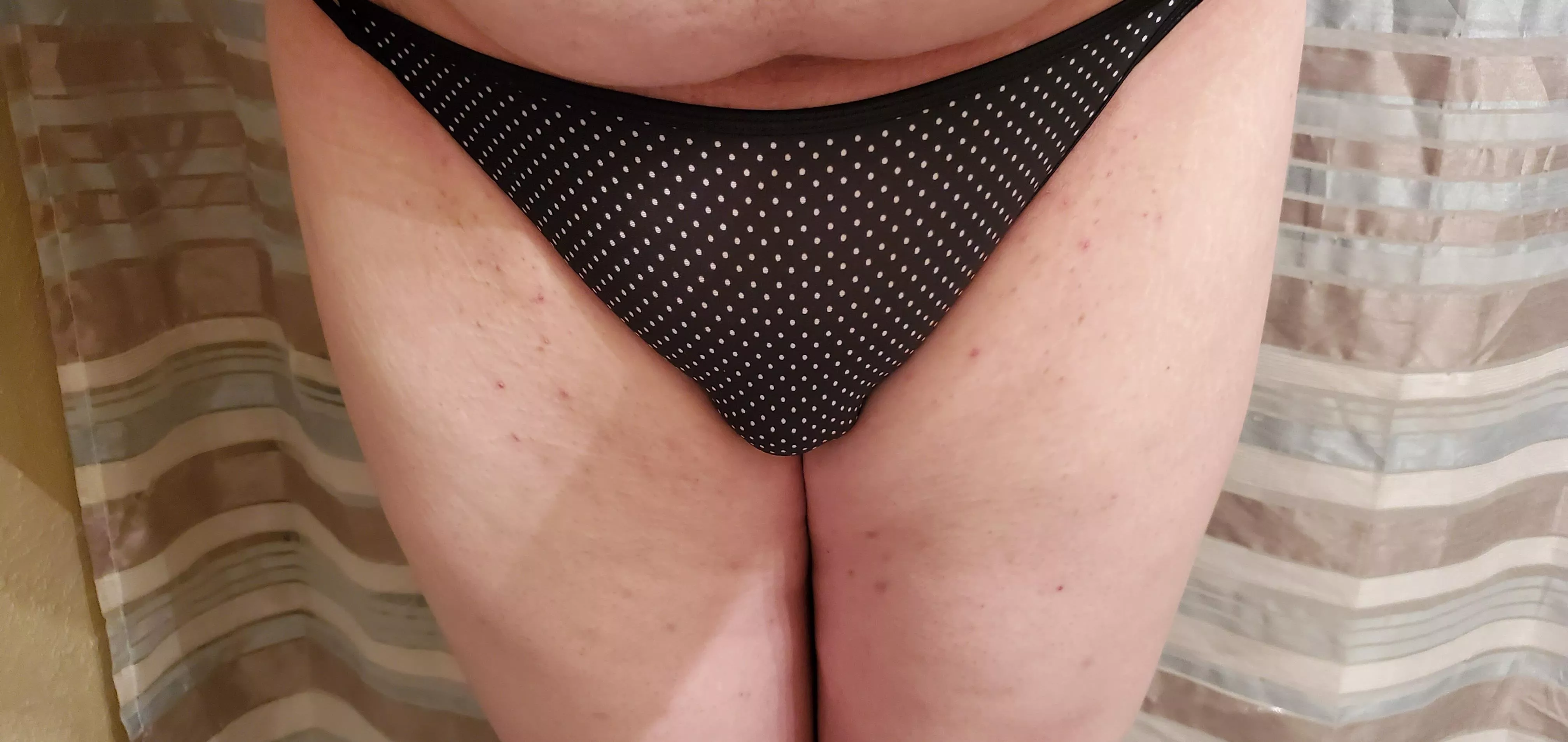 Hope you enjoy my polka dot vanity fair bikinis! I know I sure do!! 🥰 posted by sissyroxietx