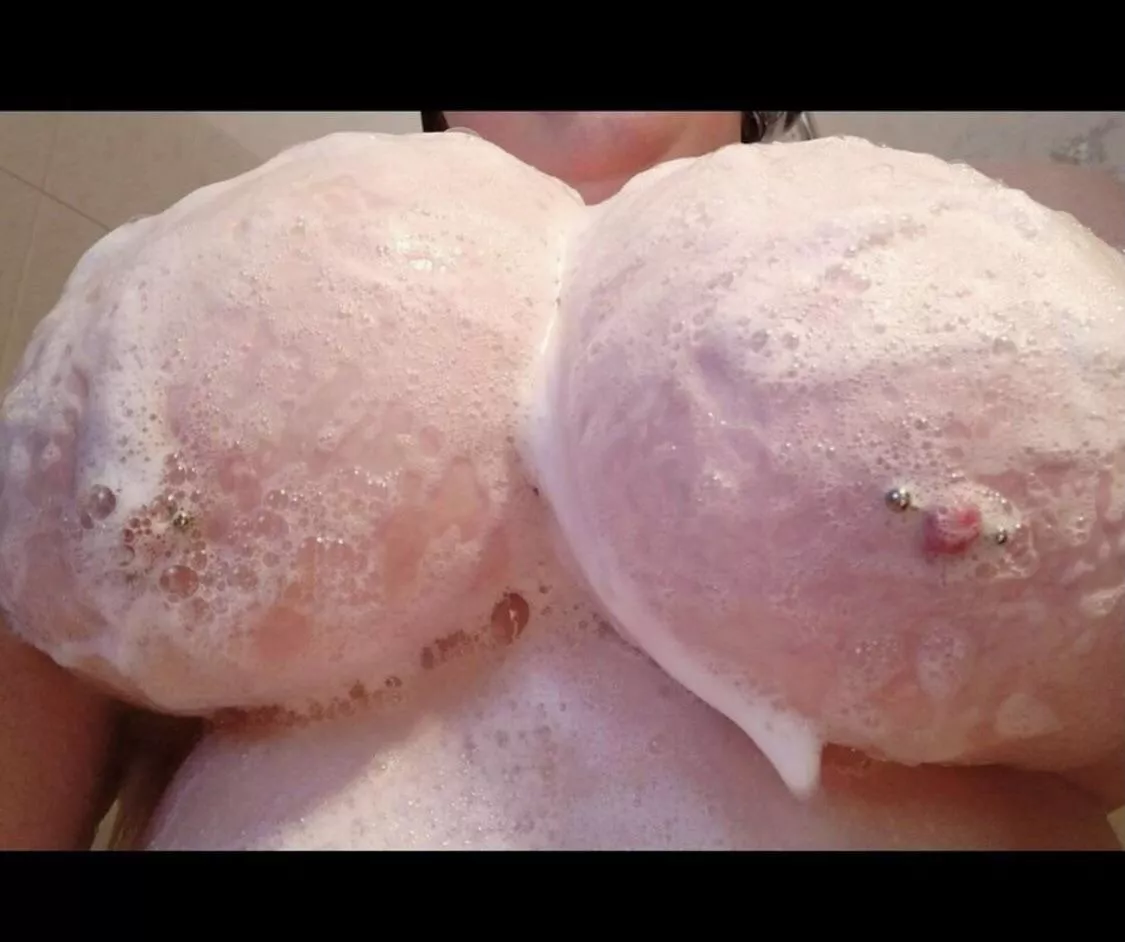 Hope you enjoy my soapy boobs ☺️ posted by unknowncoffeefan1