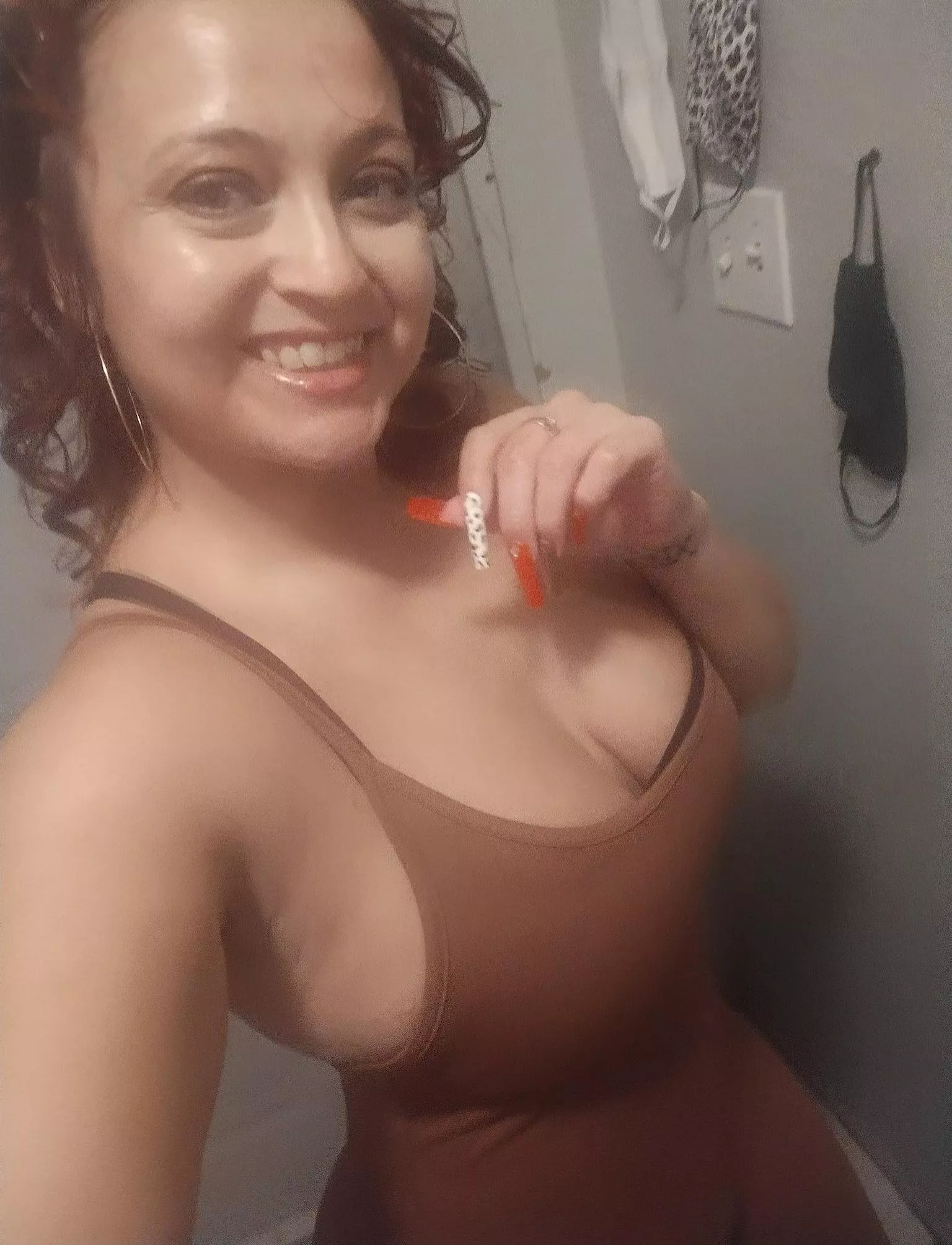 Hope you're having a good night or morning ðŸ˜ 37F posted by DanaFQversion3