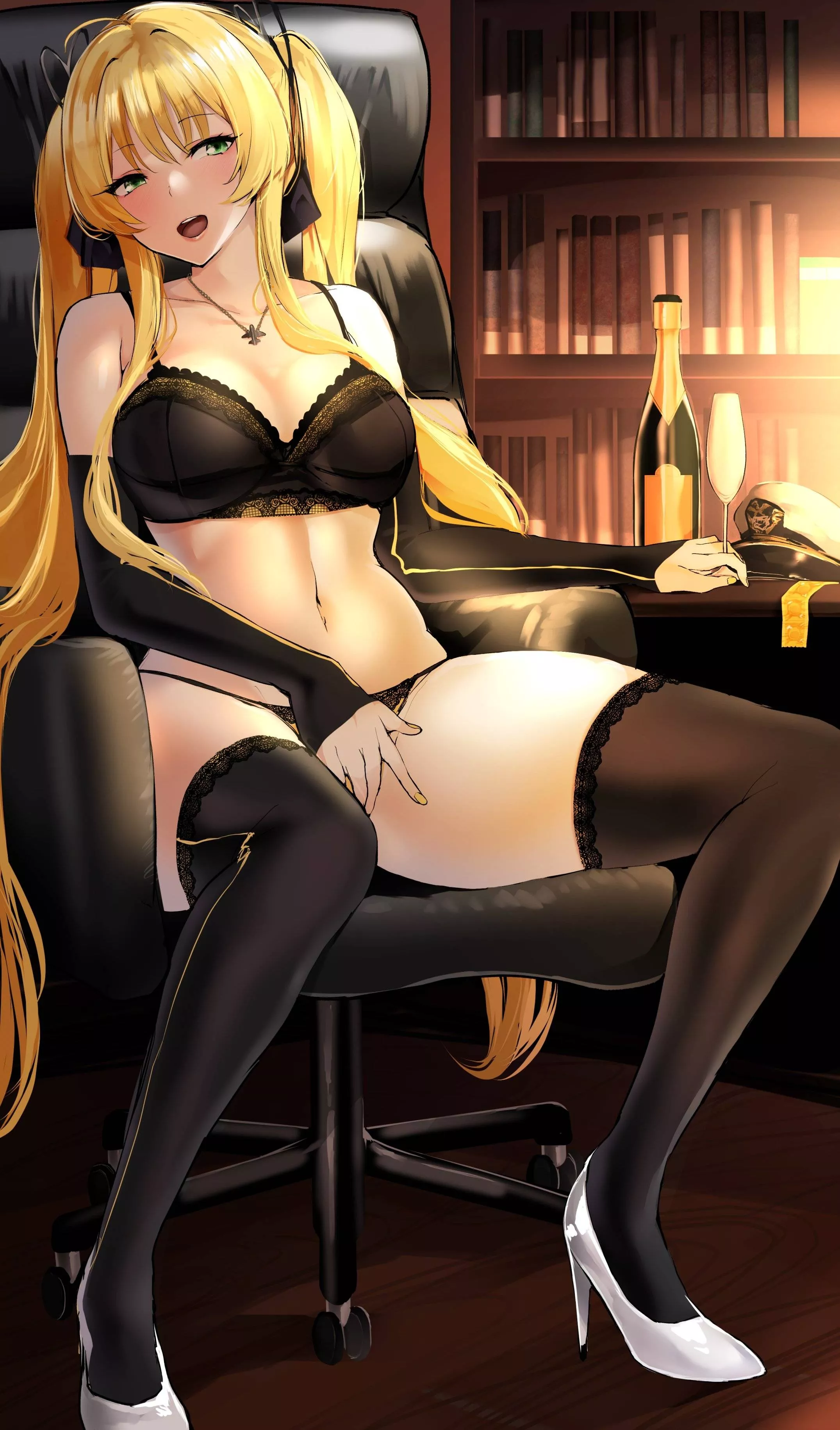 Hornet having some Champagne in the Office posted by CheetahSperm18