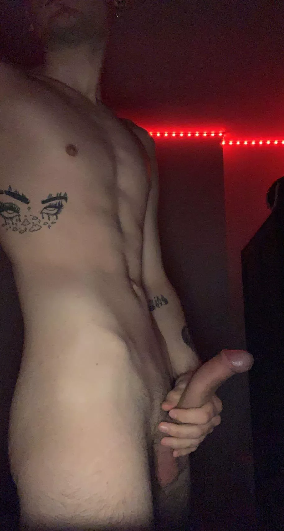 Horny😈 posted by 18kjdck