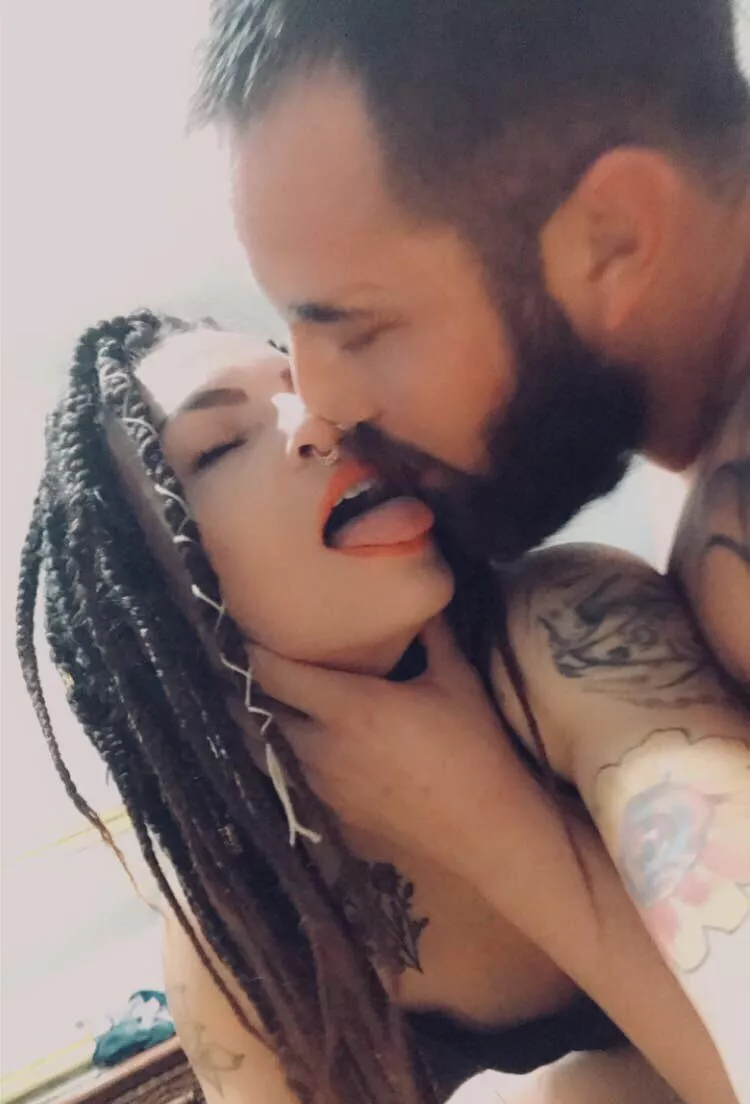 Hot couple new to onlyfans! Down to earth, very responsive, pics videos and customs 🔥💦 posted by NadiaZaneFoxx