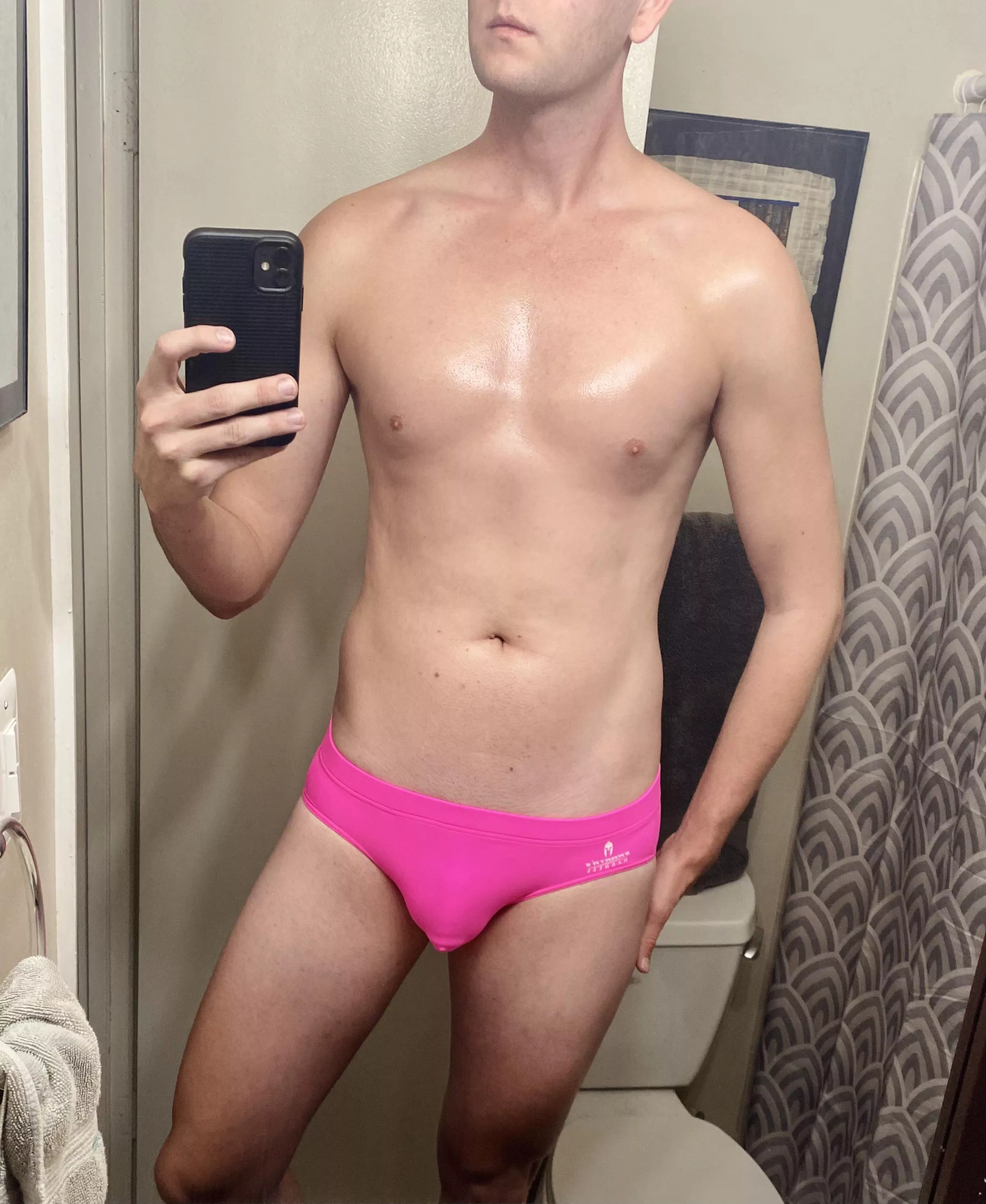 Hot pink briefs 💕 posted by krustykrabchumbucket