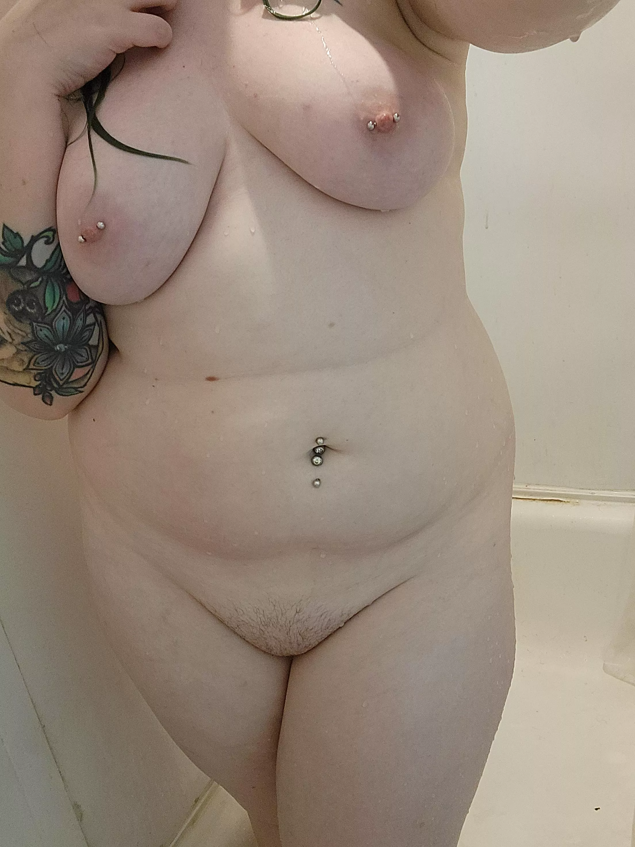 Hot showers in the winter are the best posted by geekypeach0457