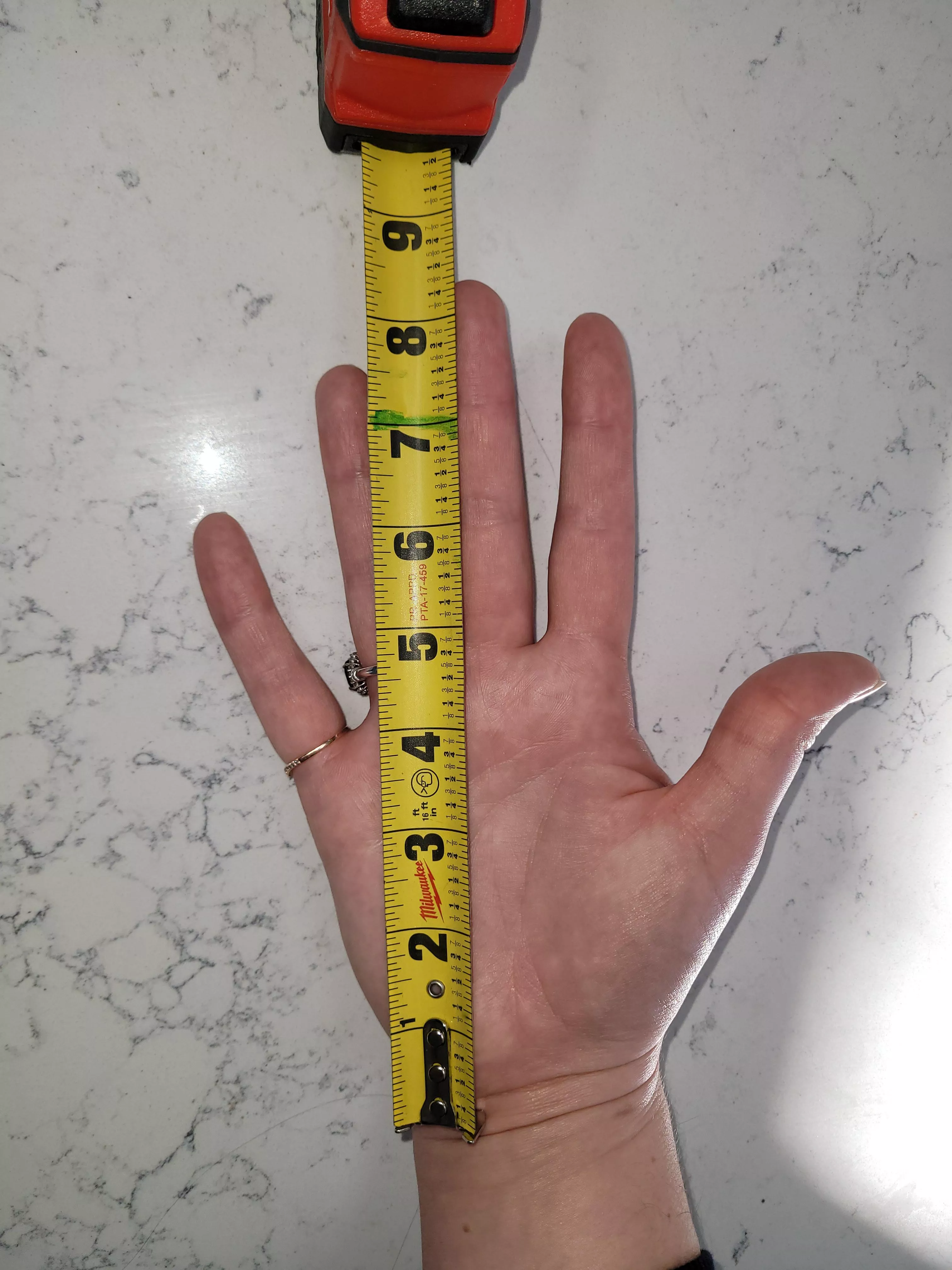 How big is too big of a hand? 🤩 o hi there 😊 posted by size14amazon