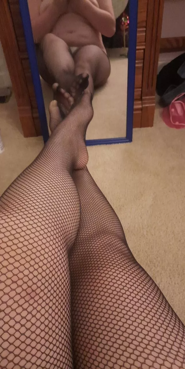 how do yall feel about fishnets? 👀 posted by ijustwanturattention