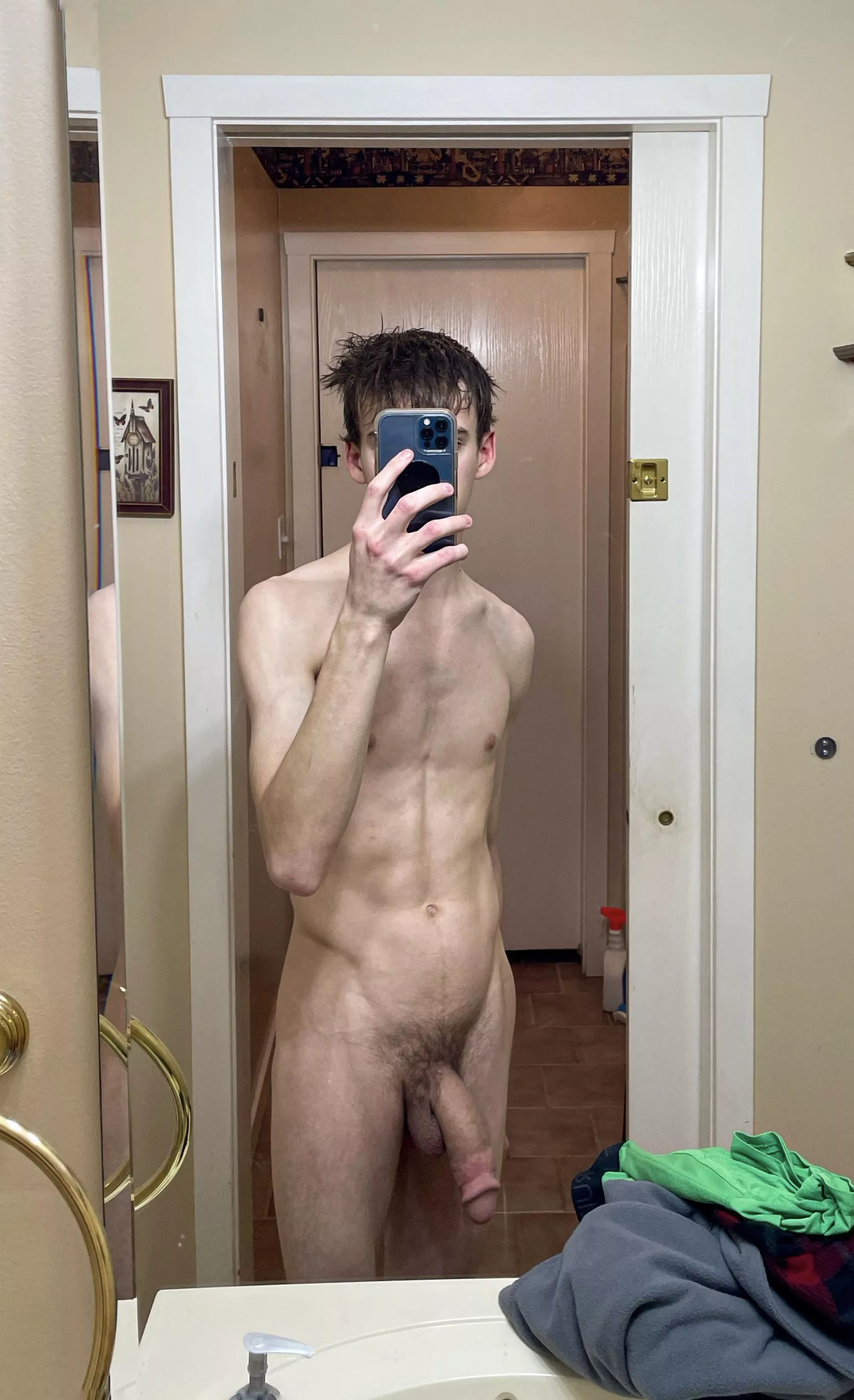 how do you feel about my soft cock? posted by youngnhungx