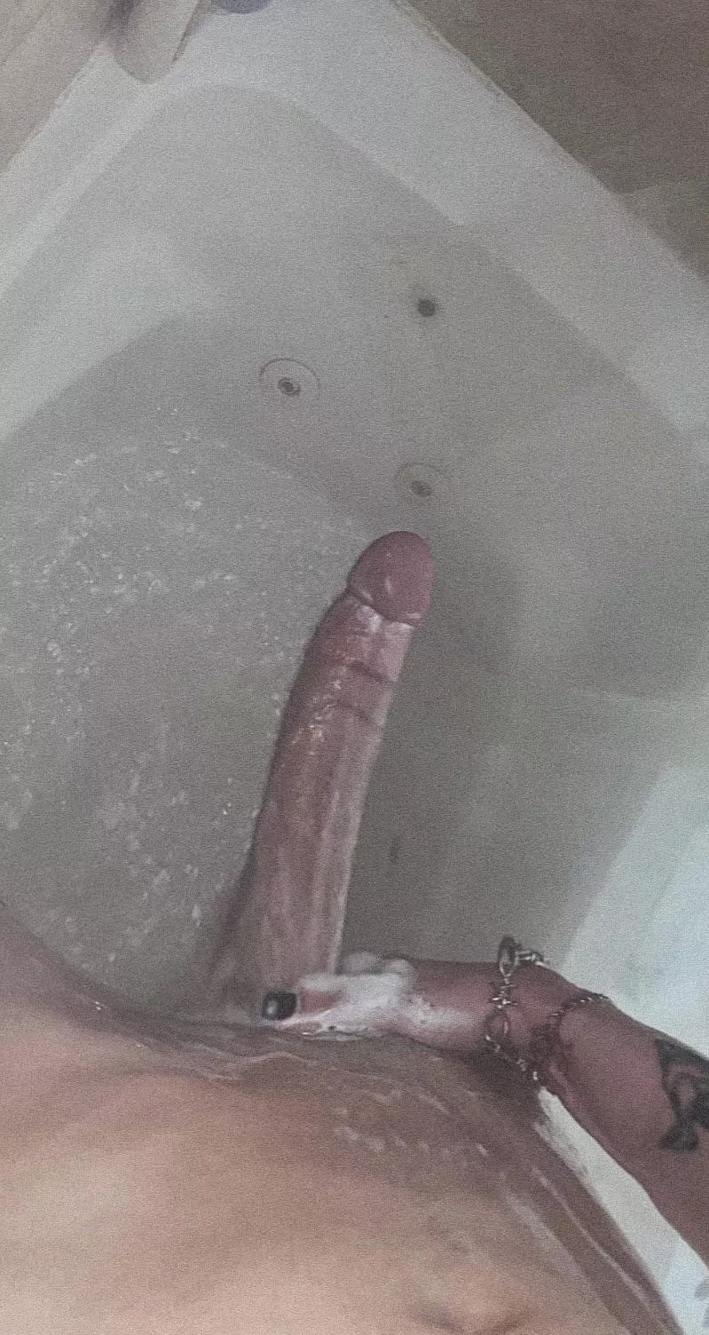 how do you ladies feel about my 12 inches of emo dick? 🖤 posted by ltnx3