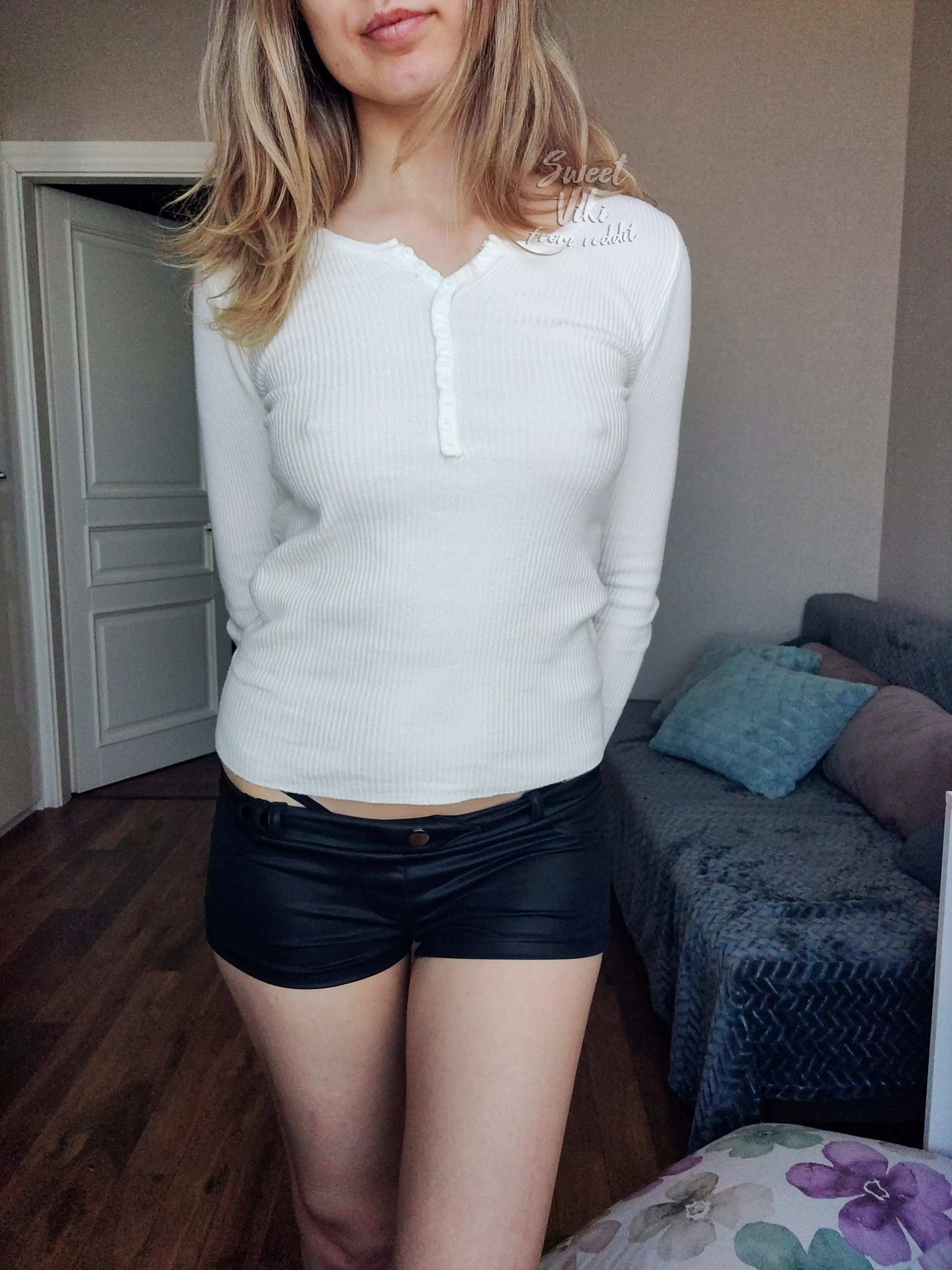 How do you like my new blouse? [f] posted by SweetViki