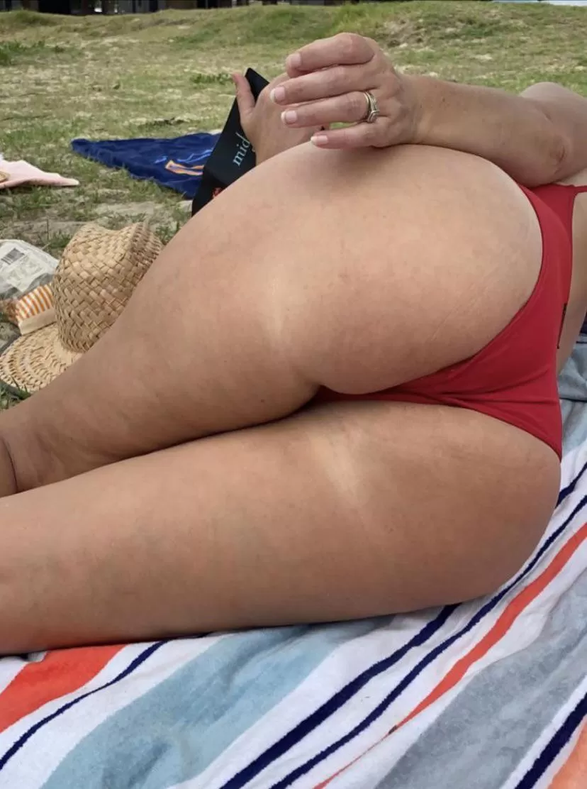 How do you rate my 40yr old wife posted by _dirtyfun2