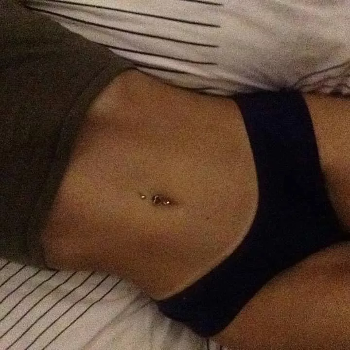 How does my tummy look with this piercing? posted by brulov