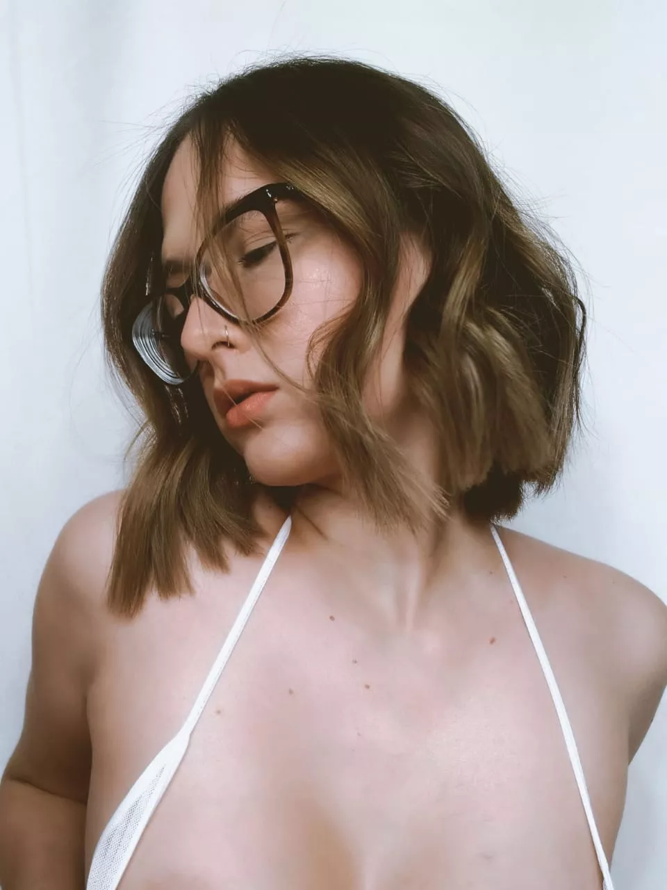 HOW TO KEEP BEING SEXY WEARING GLASSES! posted by mamapacks