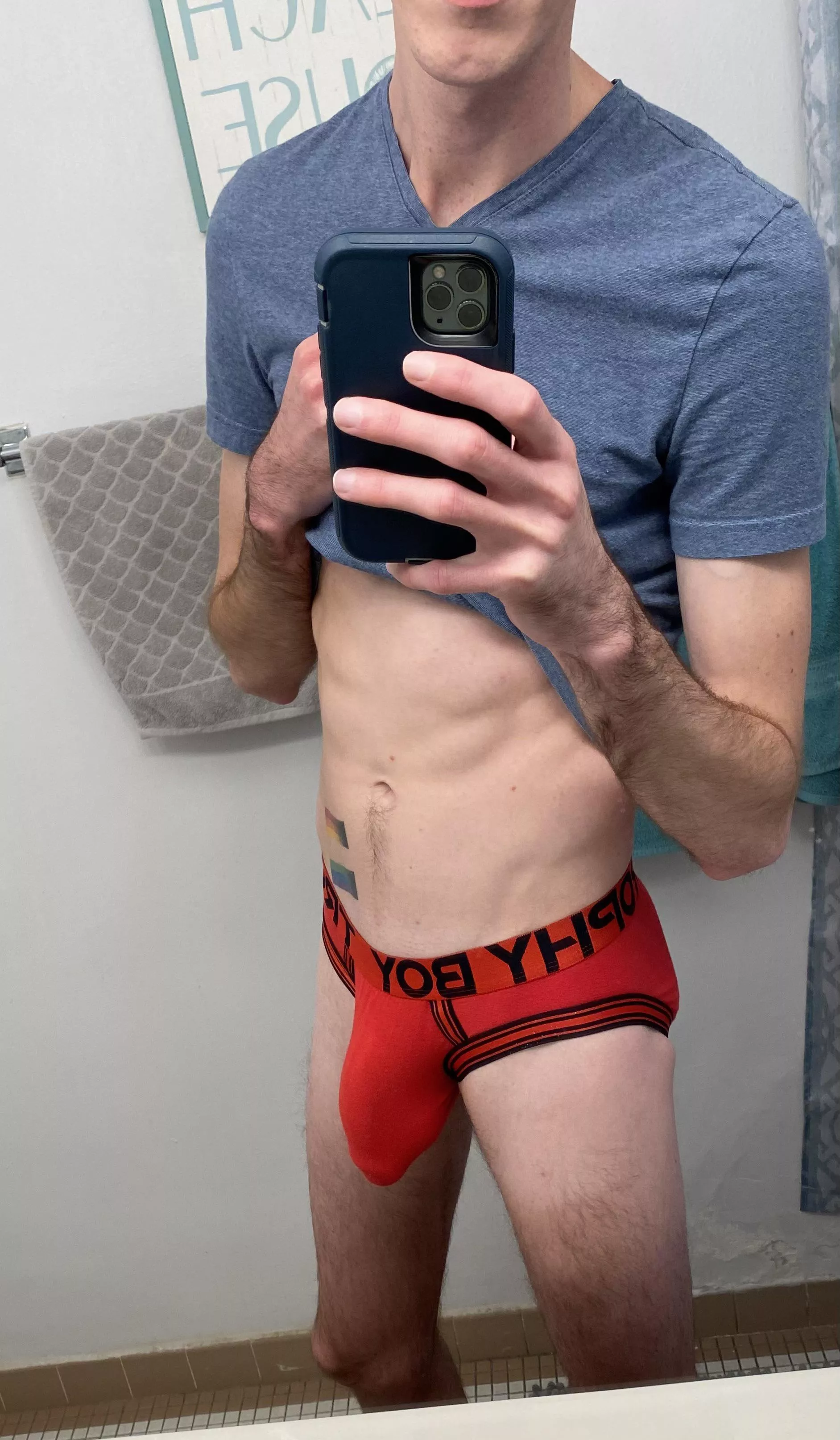 How would you rate my bulge in these undies? posted by DarianSells20