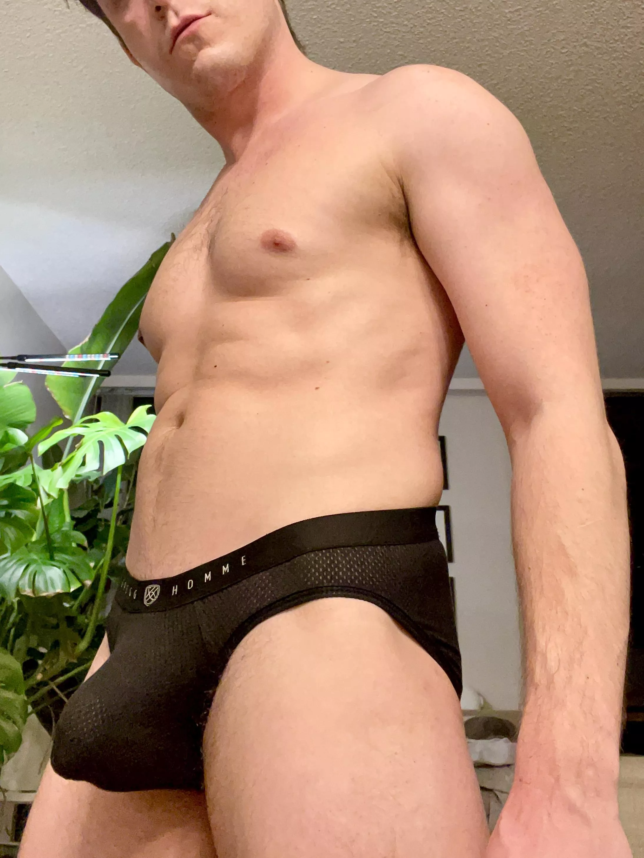 Howâ€™s the bulge on my new briefs? posted by bubblebuttb0i