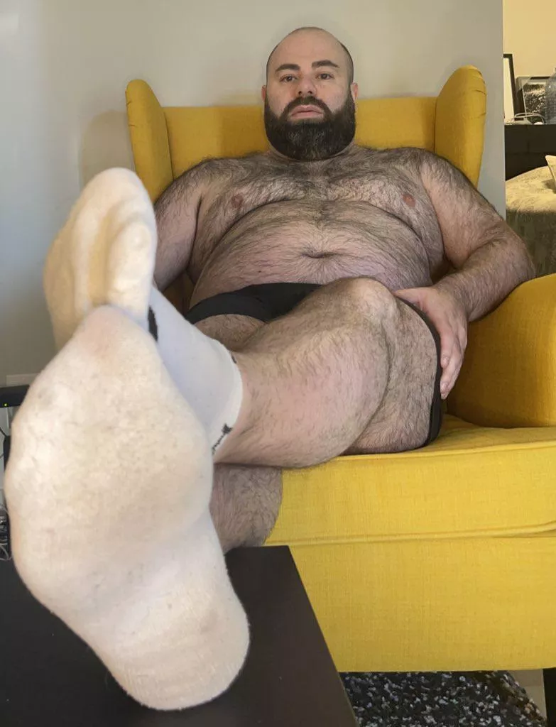 Hows ur weekend going? posted by canadianbearxxx