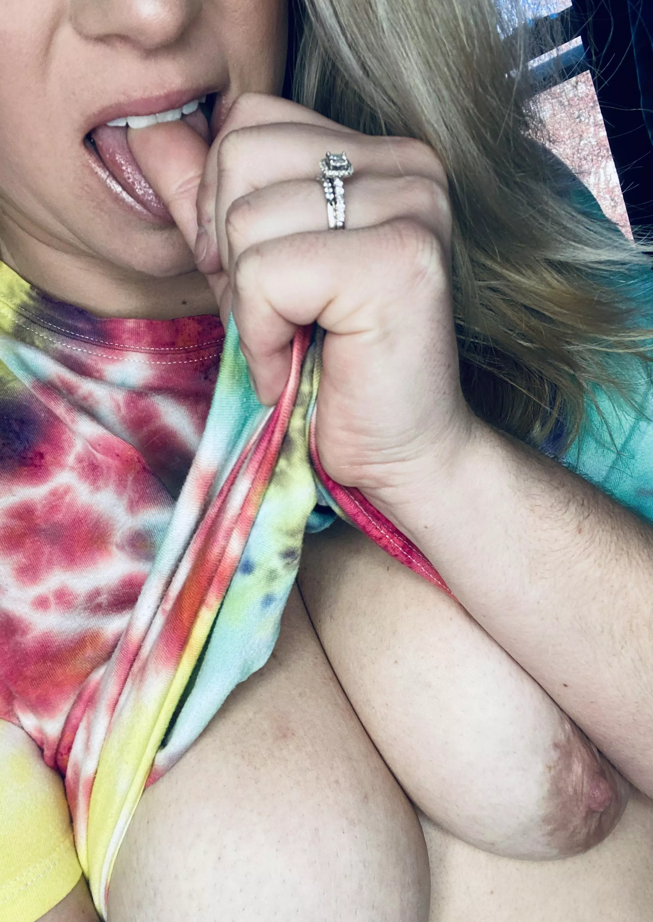 Hubs is away, who to play? posted by Commonquickie