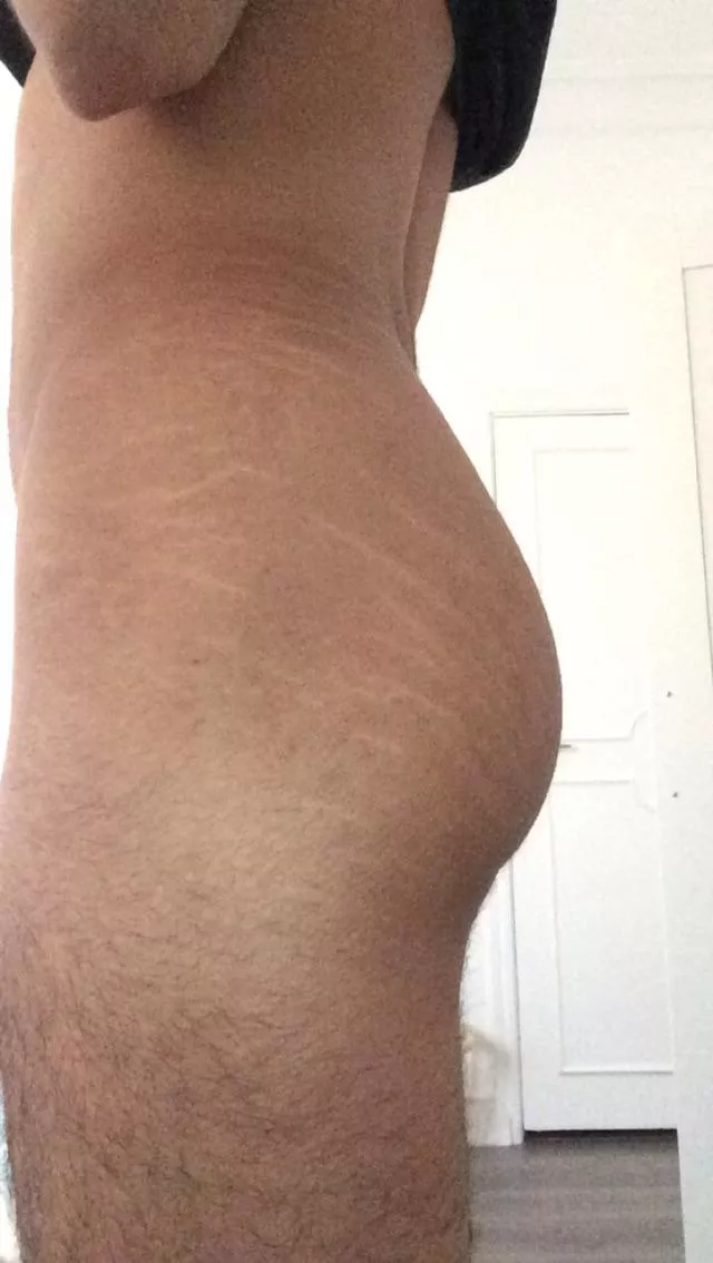 Hump day man booty ;) getting thick posted by Mohanavy